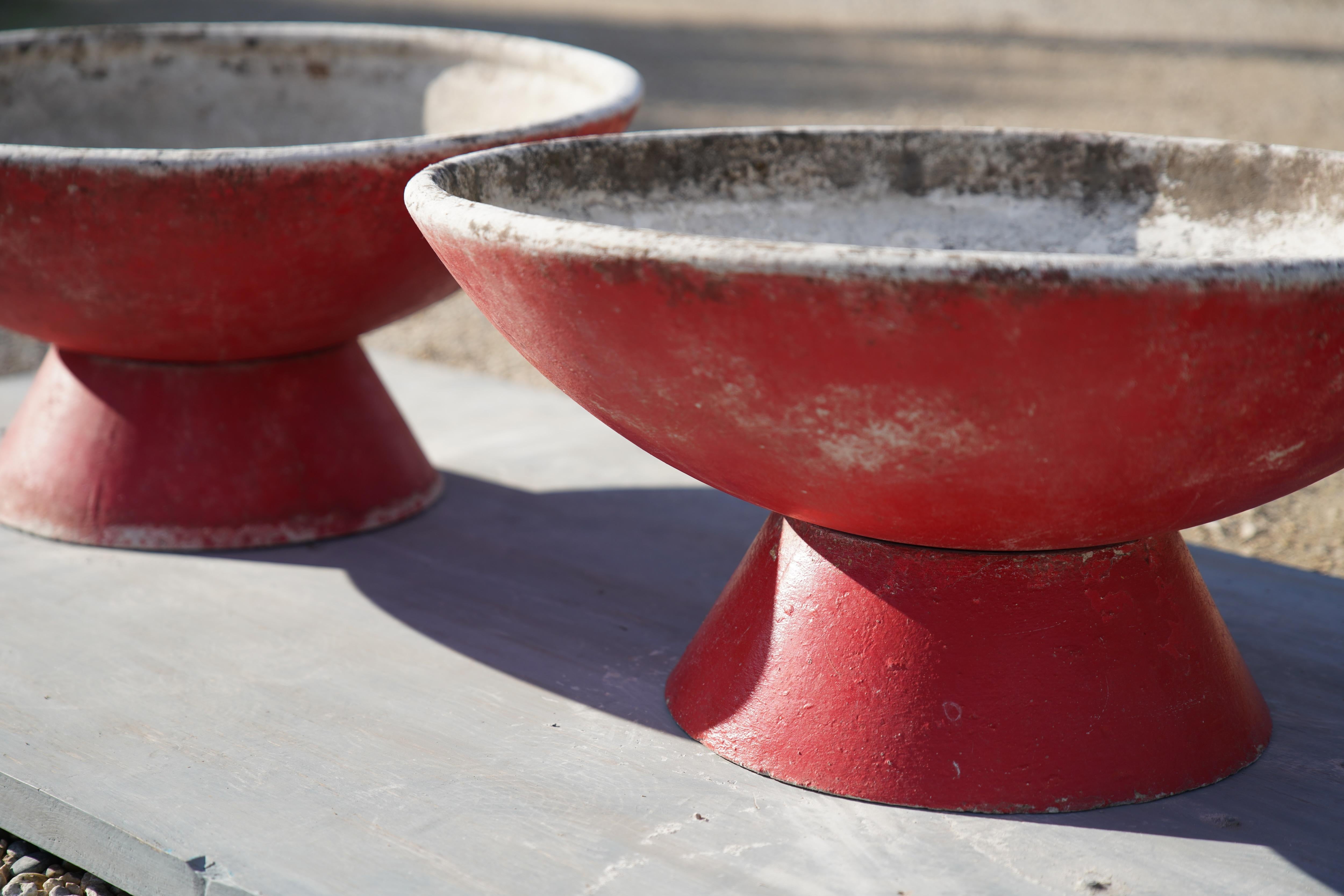 Large Willy Guhl Adjustable Planters, 1960s Switzerland (2 Available) In Good Condition In Malibu, US
