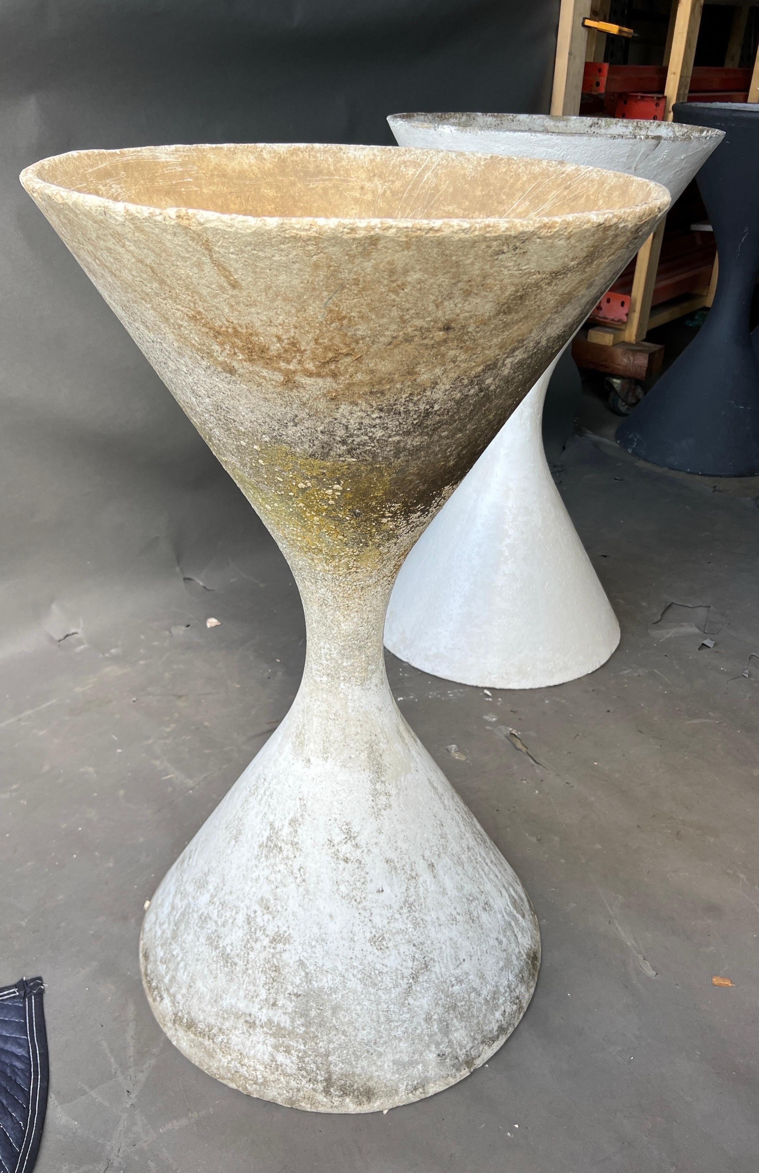 Mid-20th Century Large Willy Guhl Diabolo Planters - 38” high  For Sale