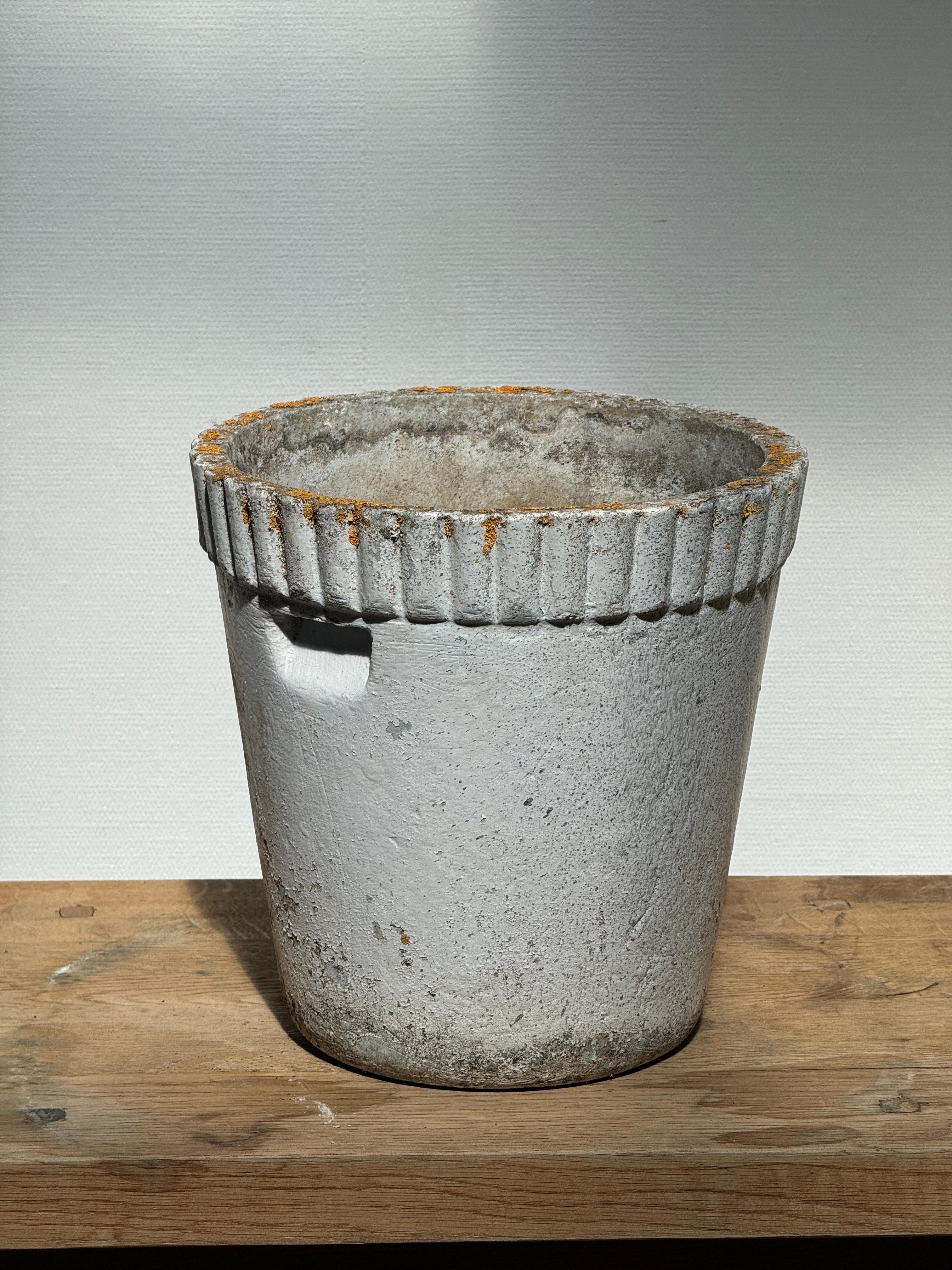 XX secolo Vaso da fiori grande di Willy Guhl in vendita