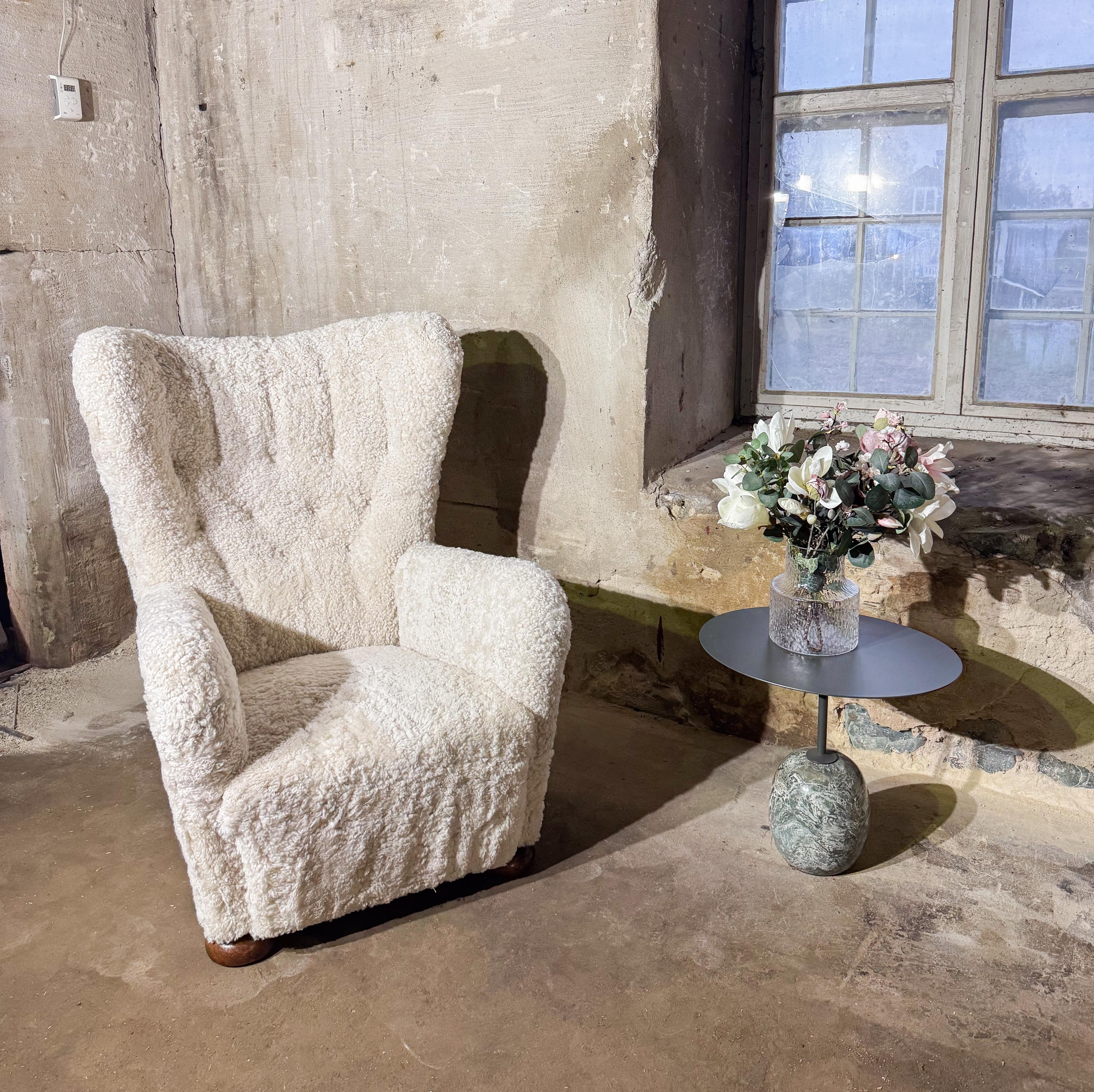 Danese Sedia da salotto Wingback grande - Fritz Hansen 1672 in pelle di pecora in vendita