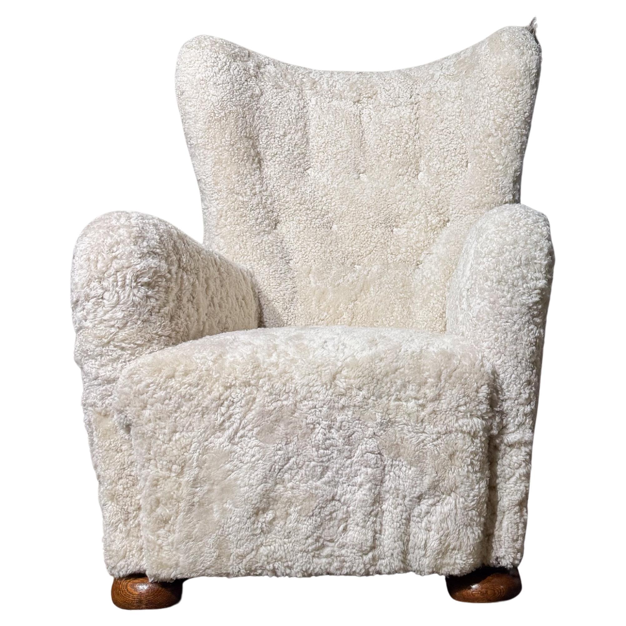 Sedia da salotto Wingback grande - Fritz Hansen 1672 in pelle di pecora in vendita