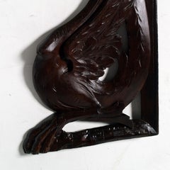 Grand griffon ailé par Bottega Cadorin, pour Testolini & Salviati, noyer sculpté