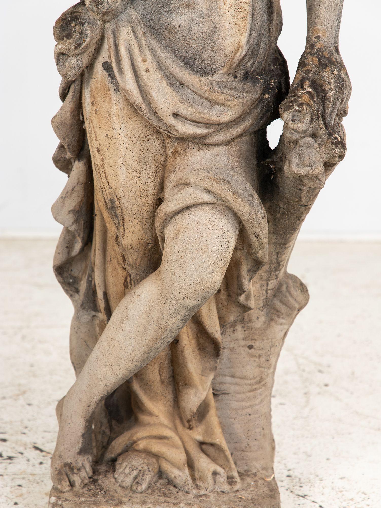 Große Wintergöttin der Four Seasons Gartenfigur, Italien, Ende 20. im Angebot 9