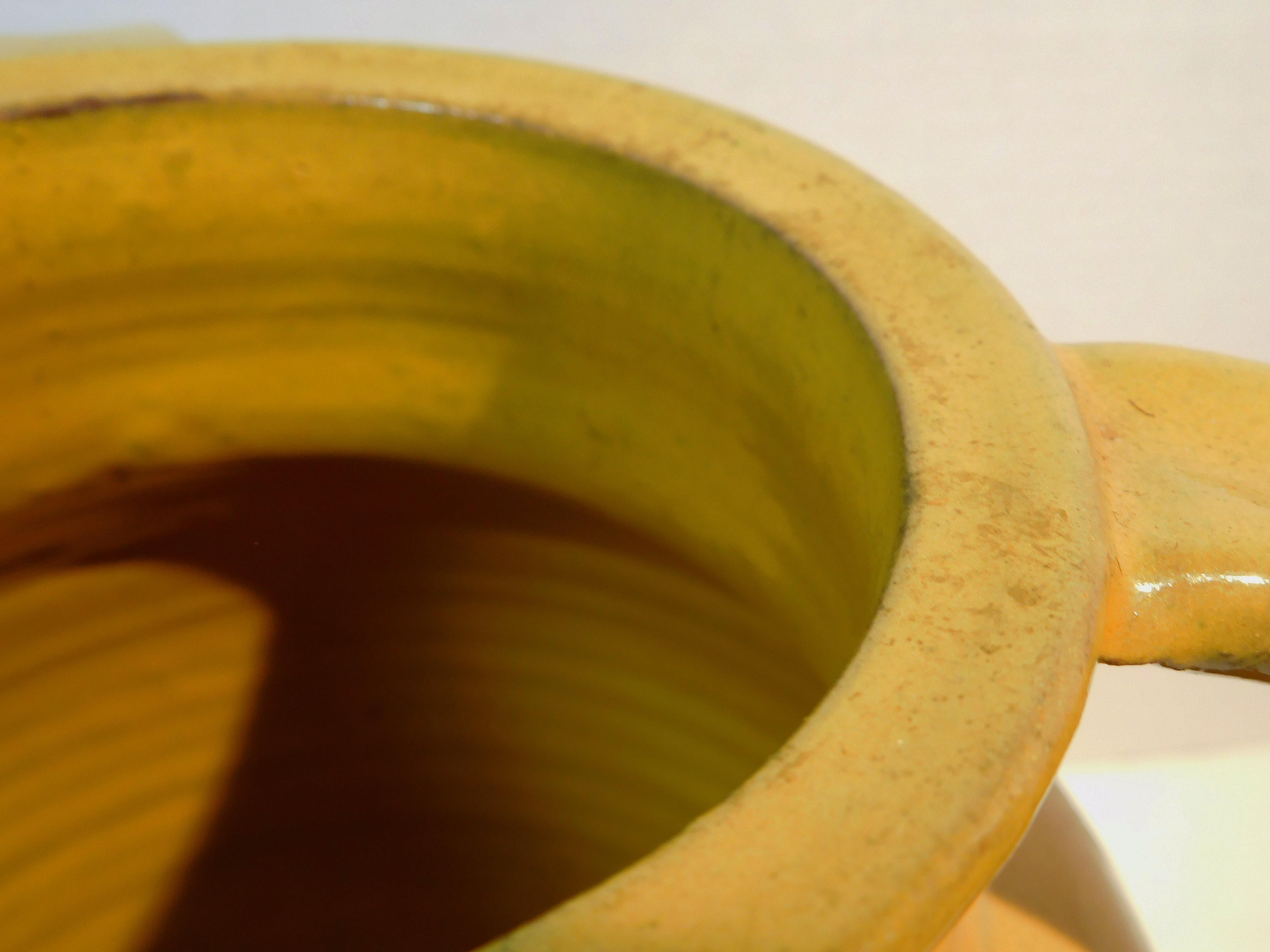 Large Wm. Hancock North Carolina Art Pottery Vase in Chinese Yellow, circa 1915 10