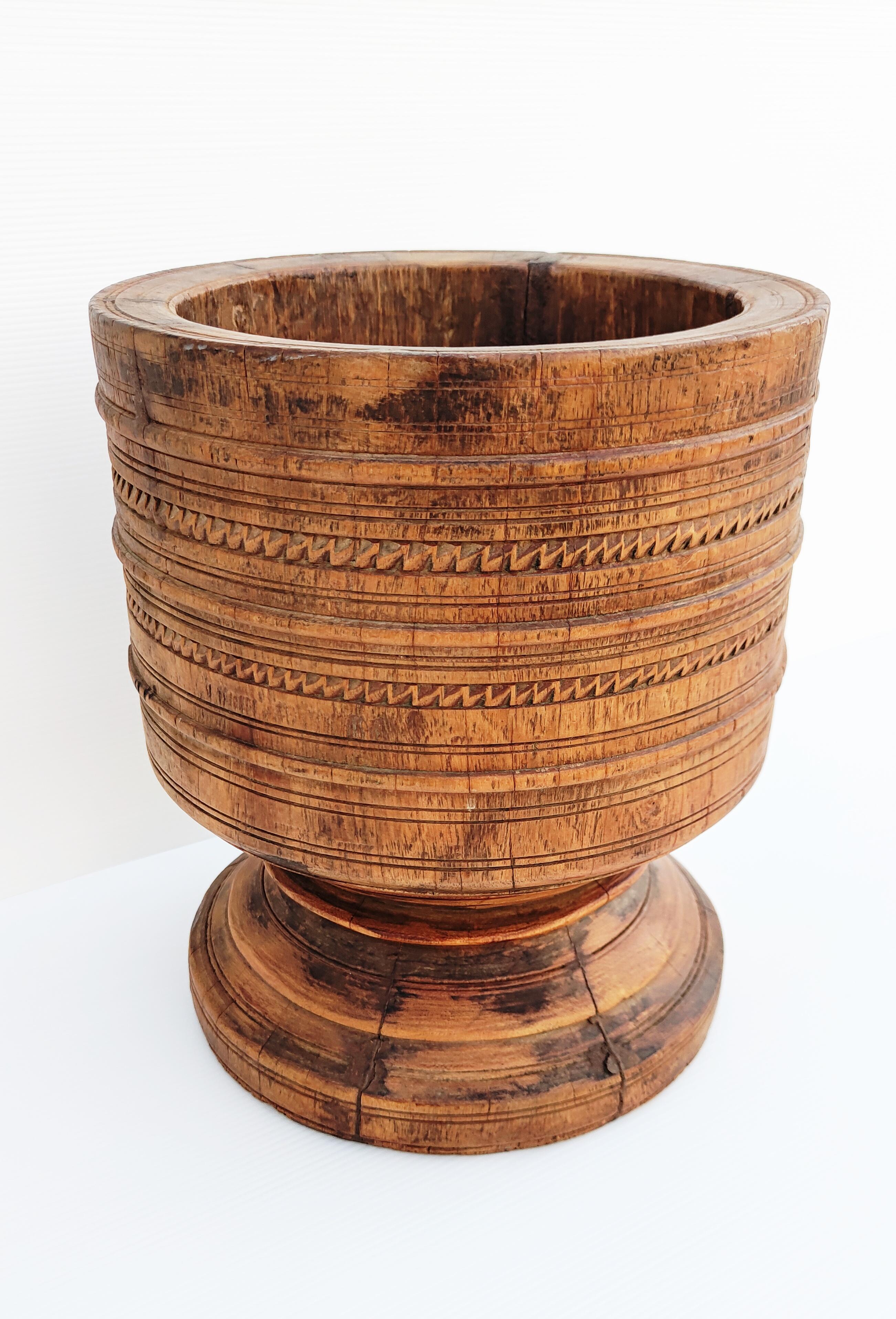 Large Wooden African Mortar Bowl, 1950s For Sale 6