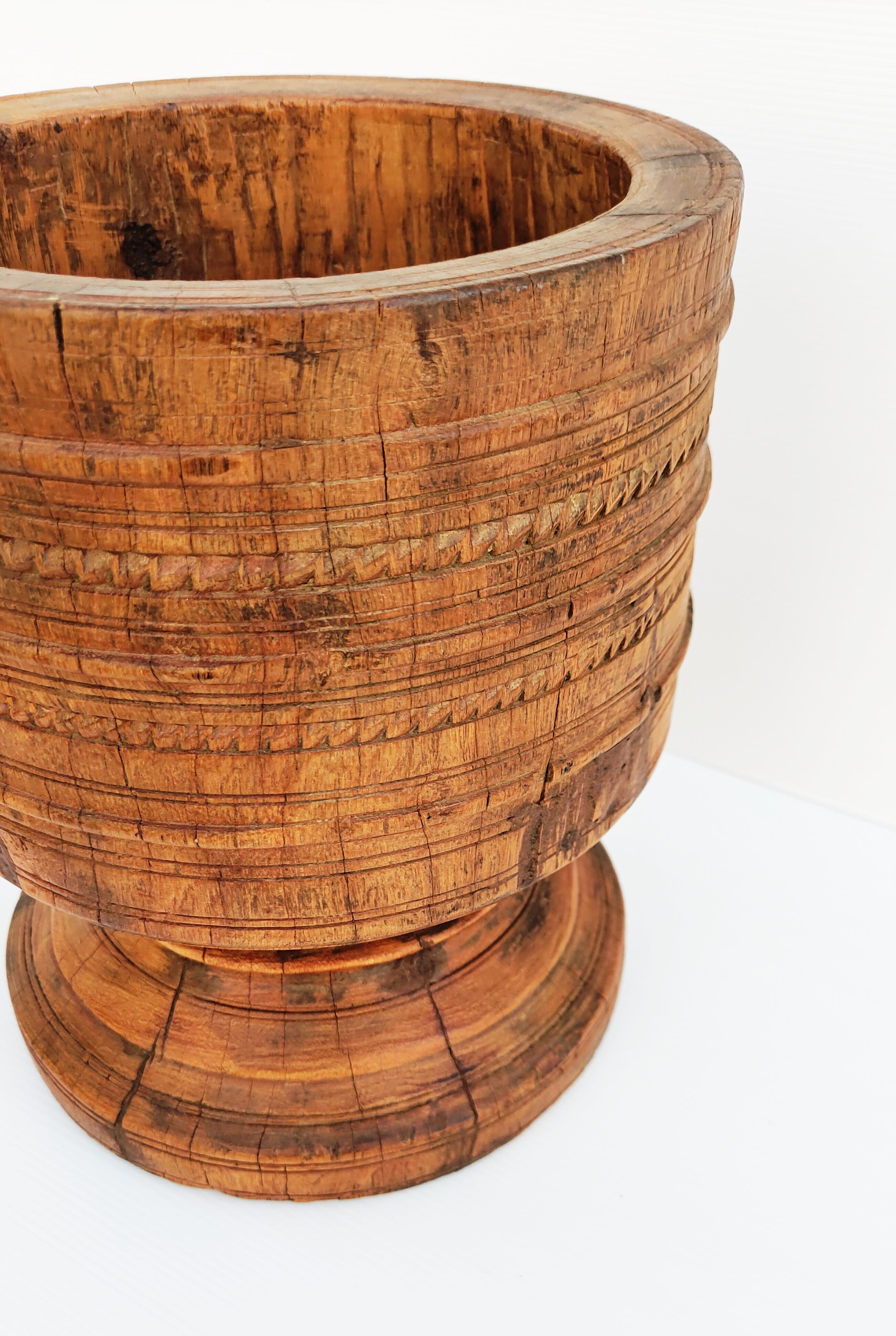 Large Wooden African Mortar Bowl, 1950s In Good Condition For Sale In L'Escala, ES