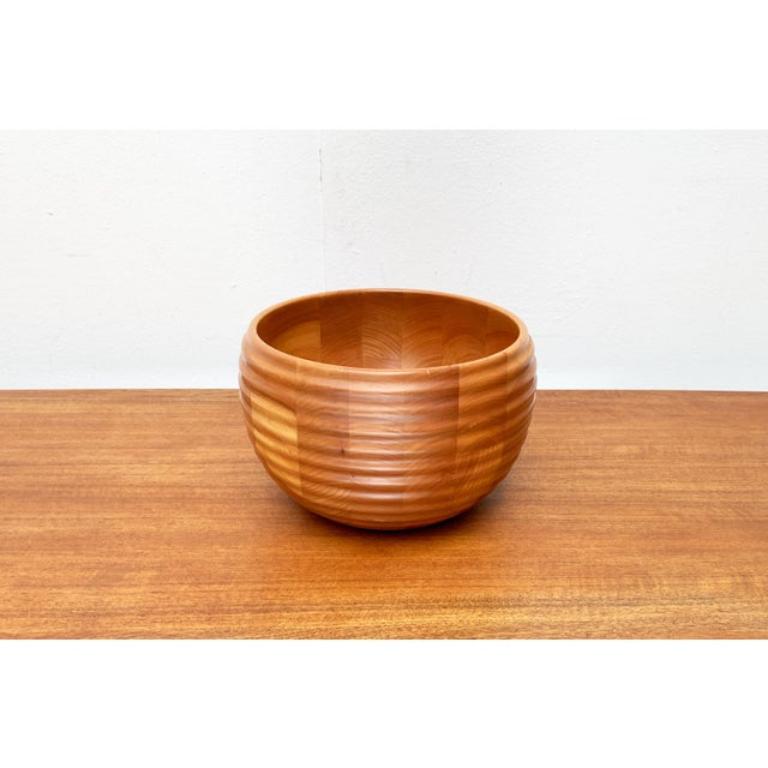 Autrichien Grand bol en bois de Carl Auböck, années 1950 en vente