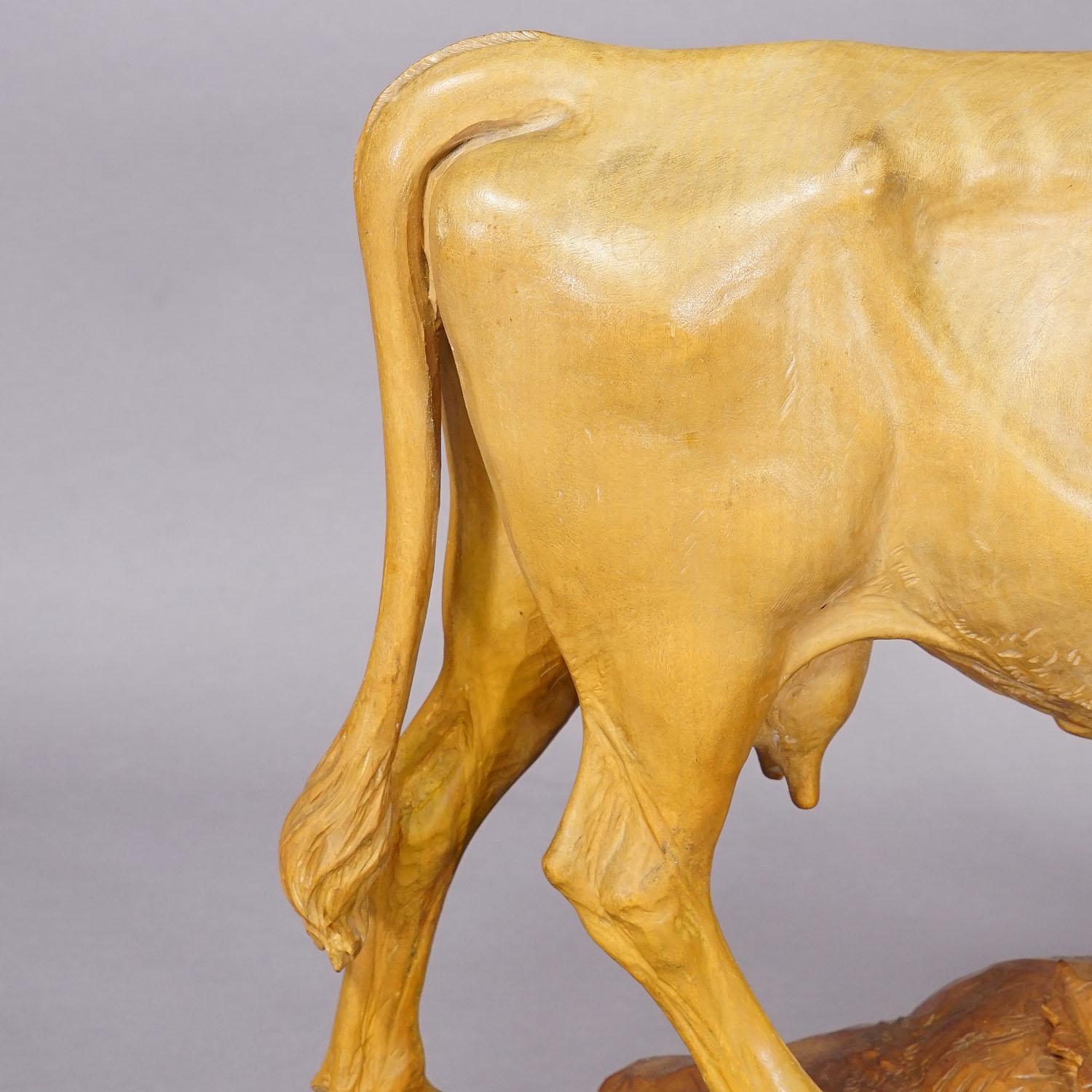 Large Wooden Carved Female Cattle Sculpture Brienz Switzerland ca. 1920s For Sale 1
