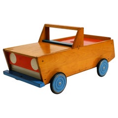 Large wooden children's car to sit in and pull in original condition
