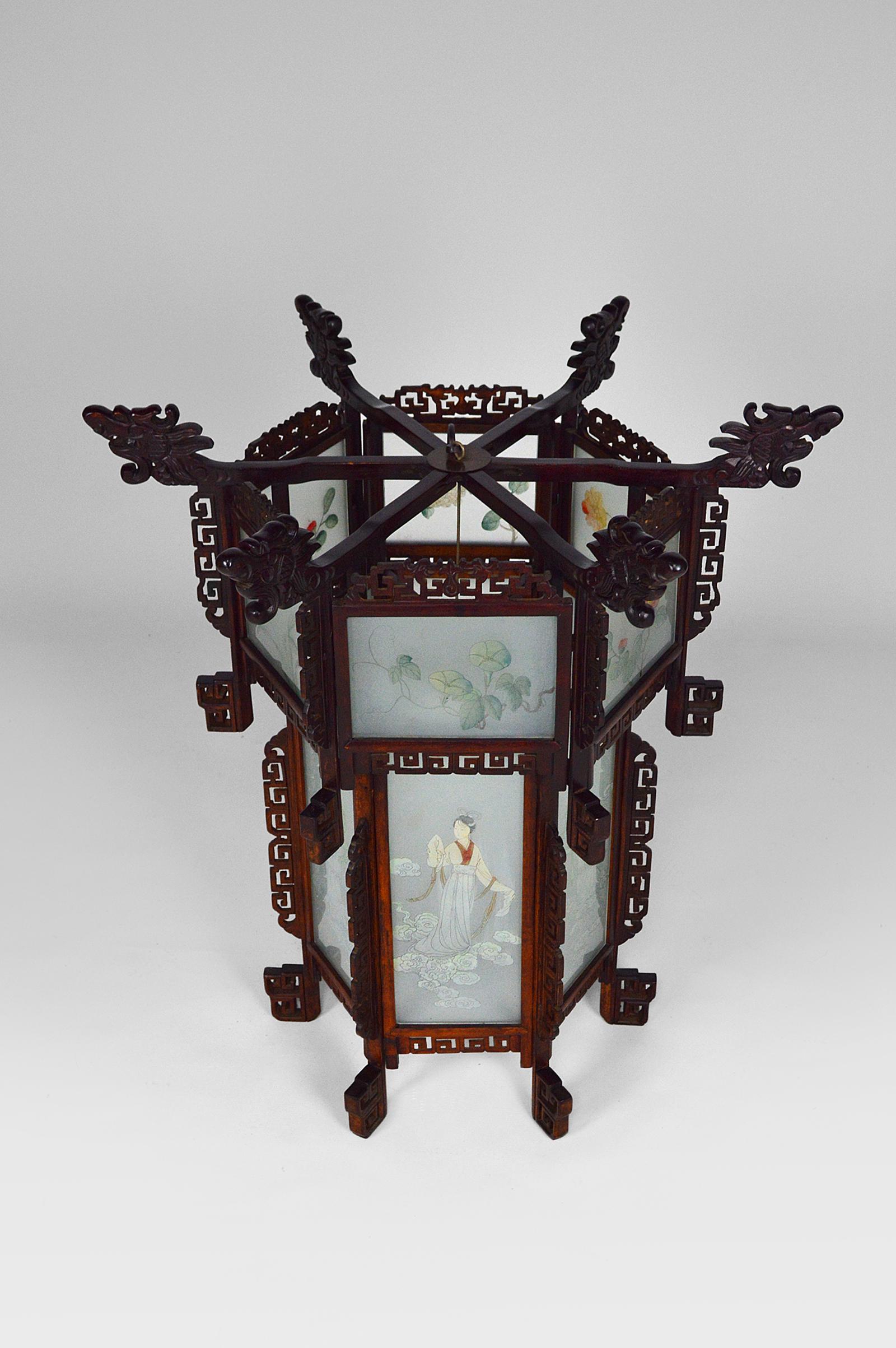 Large Wooden Chinese Lantern with Dragons and Painted Glass, circa 1900 For Sale 7