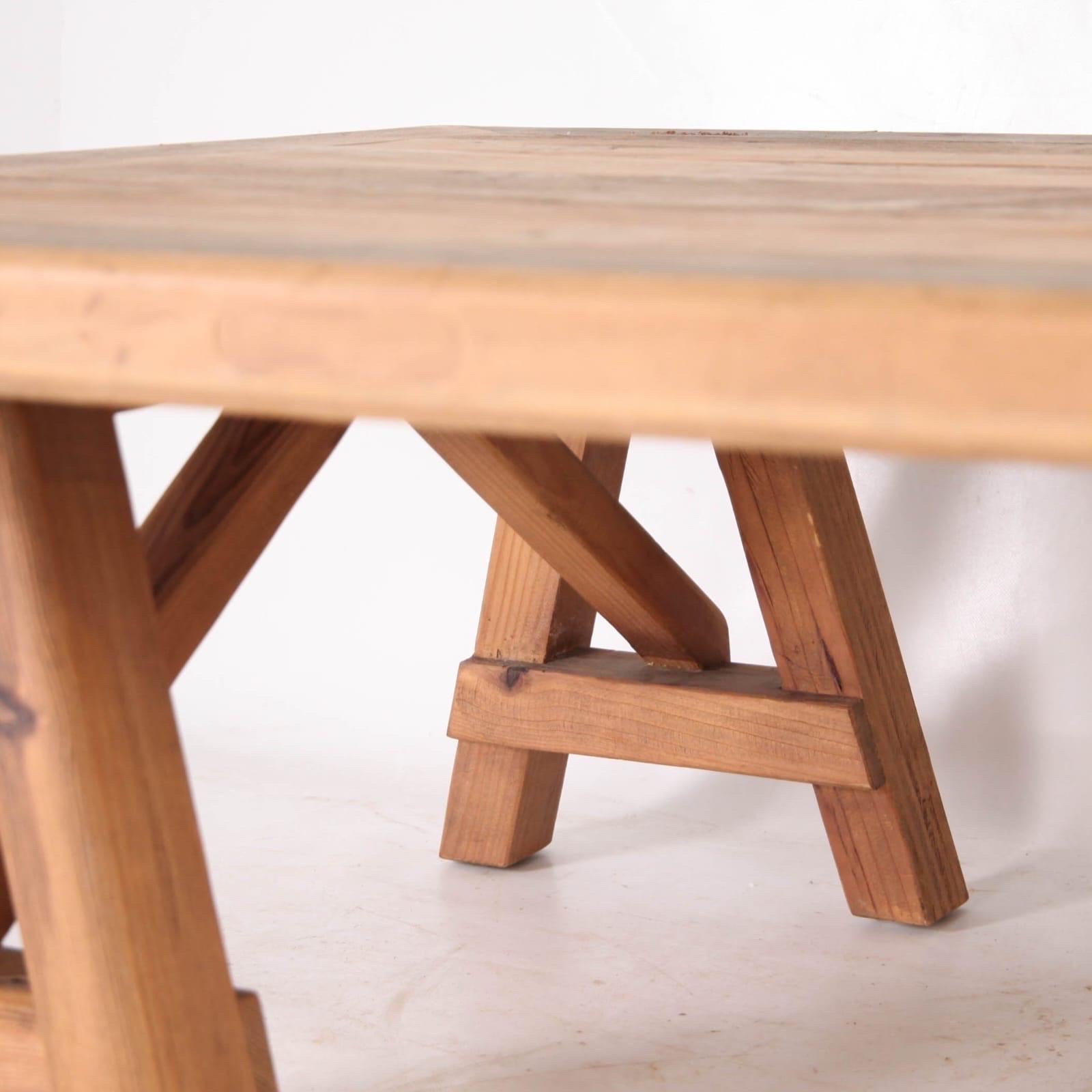 Late 20th Century Large wooden coffee table For Sale