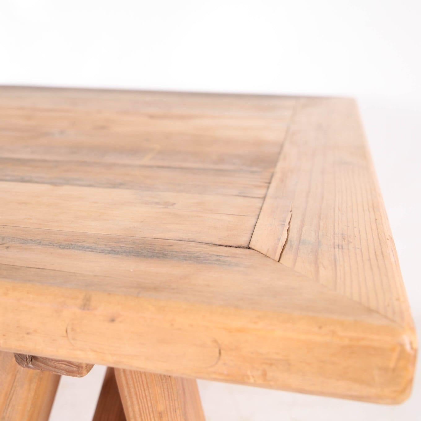 Large wooden coffee table For Sale 2