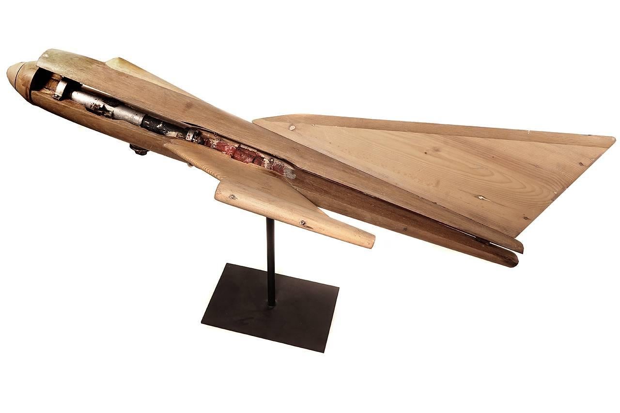 Américain Grande maquette pédagogique en bois d'un avion à réaction en vente