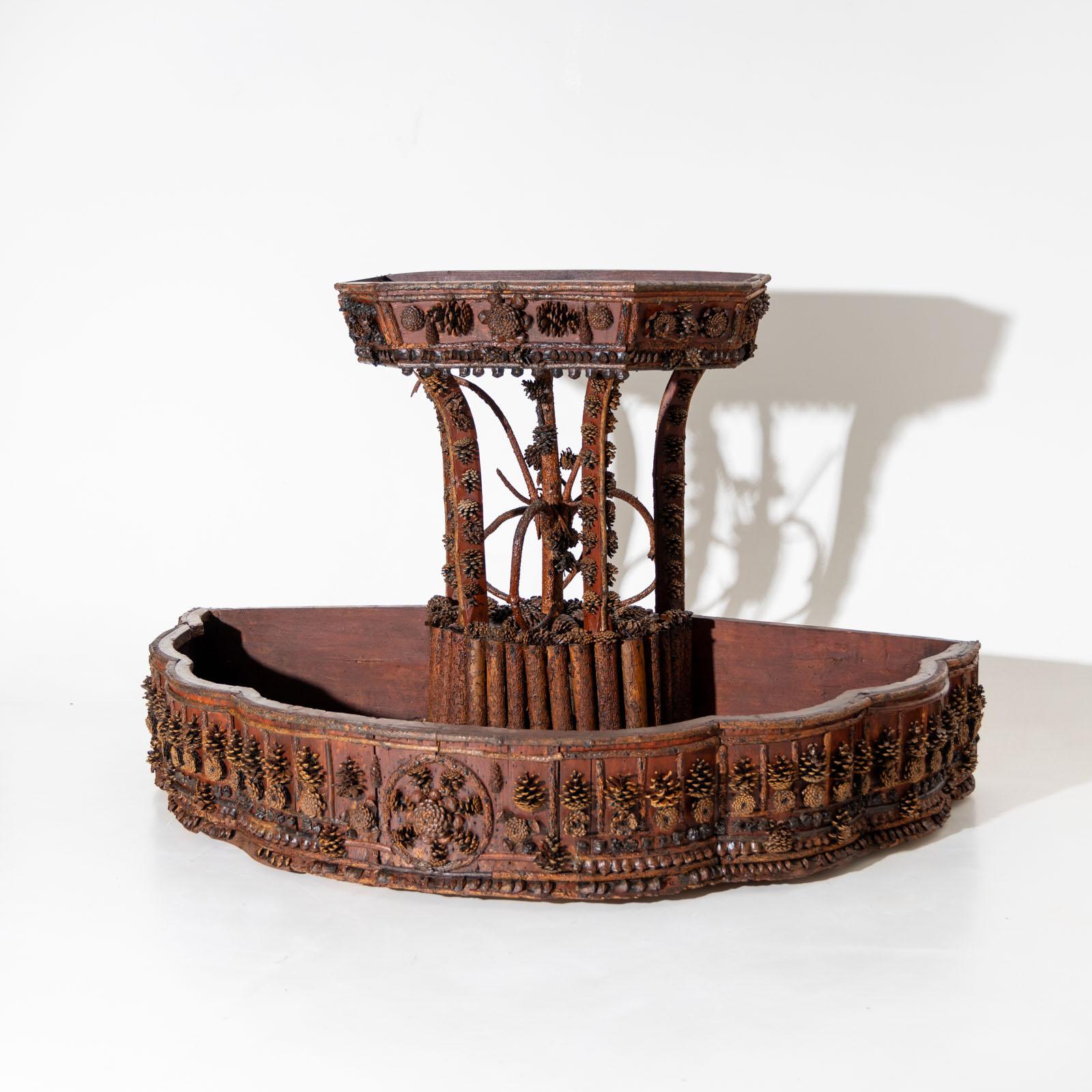 Large wooden Etagère, Italy 19th century For Sale 2