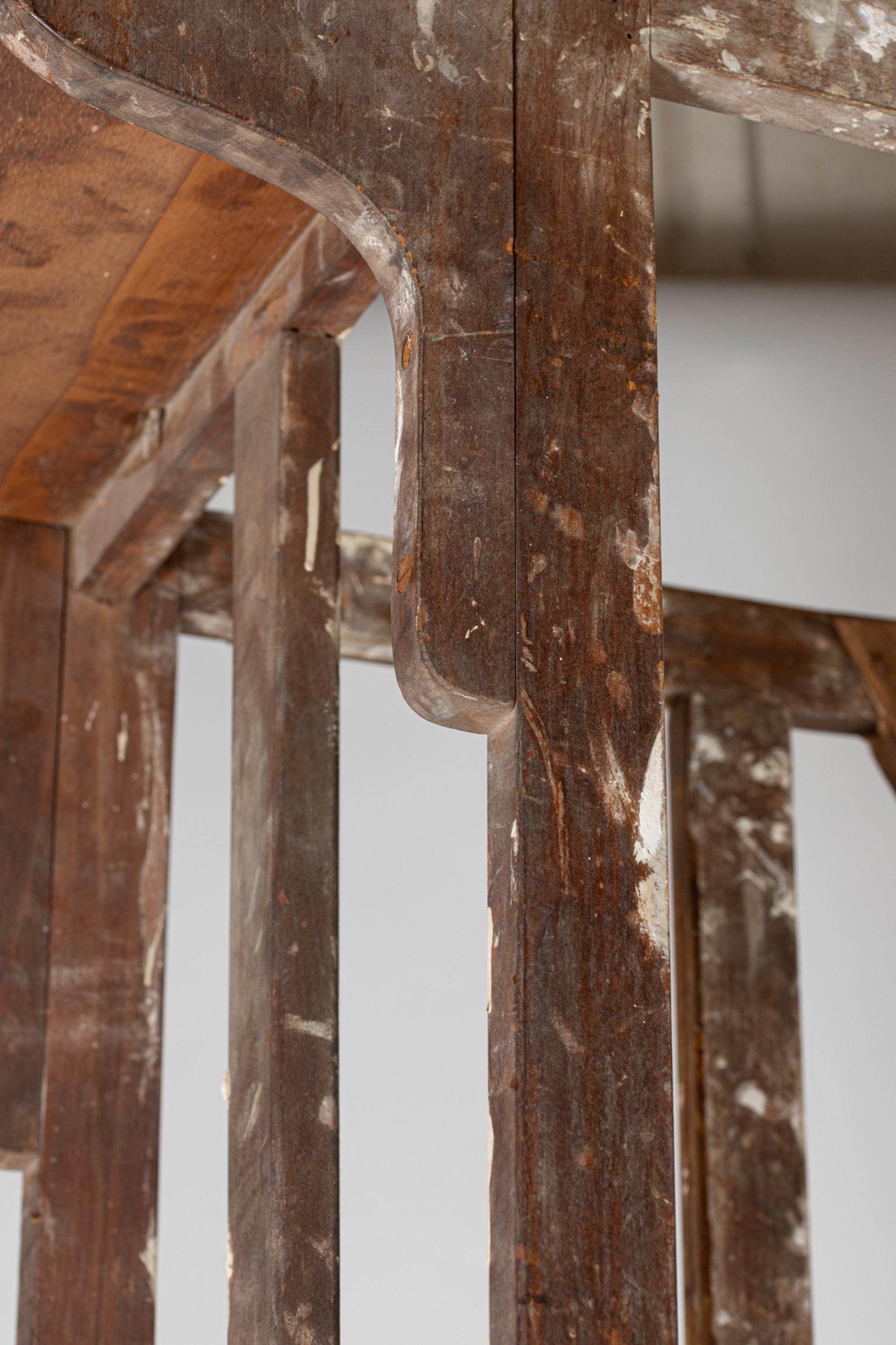 Gran escalera de madera de biblioteca, Francia, hacia 1930 / 1940 Hierro en venta
