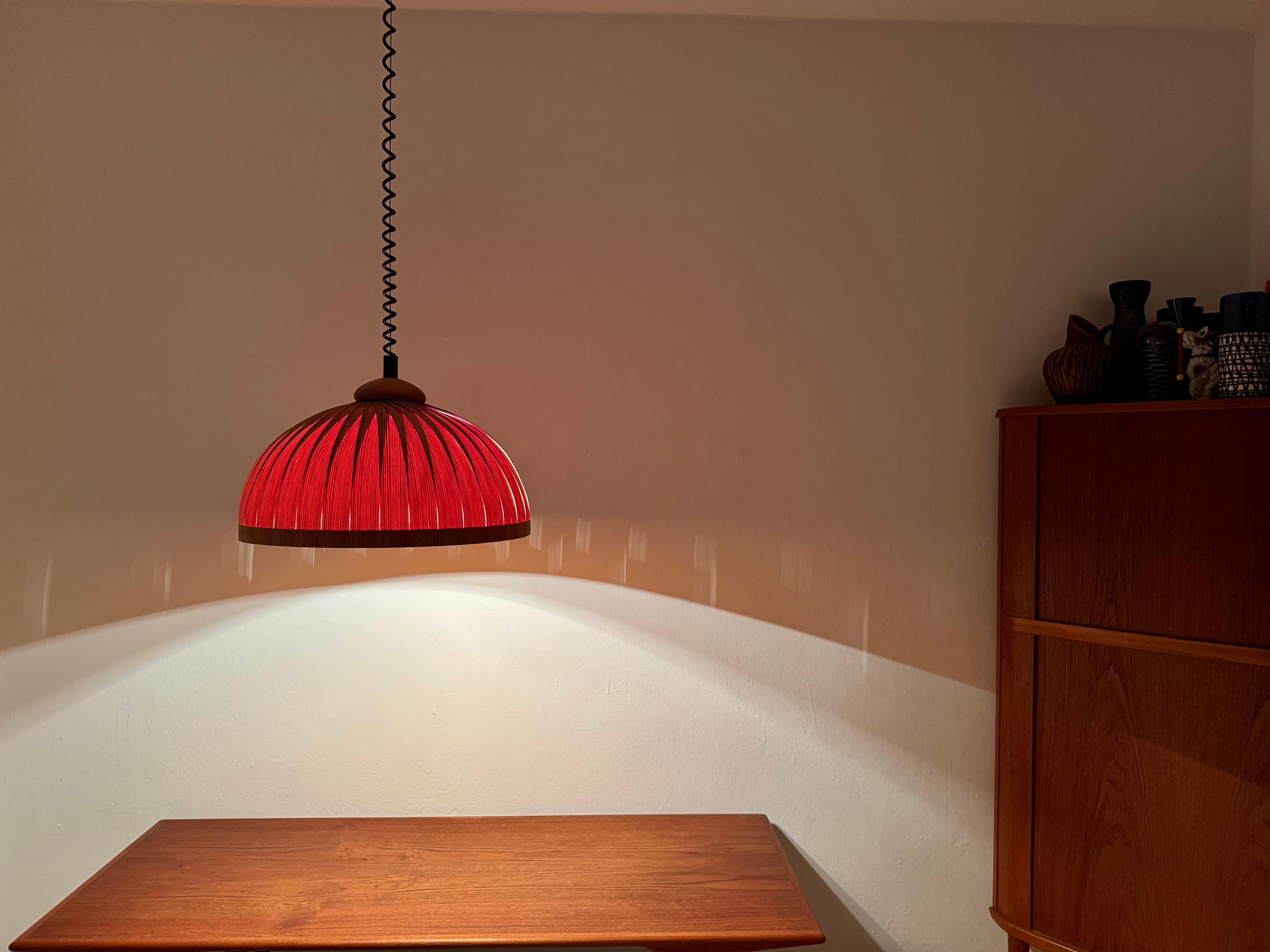 Lampada a sospensione grande in legno in vendita 5