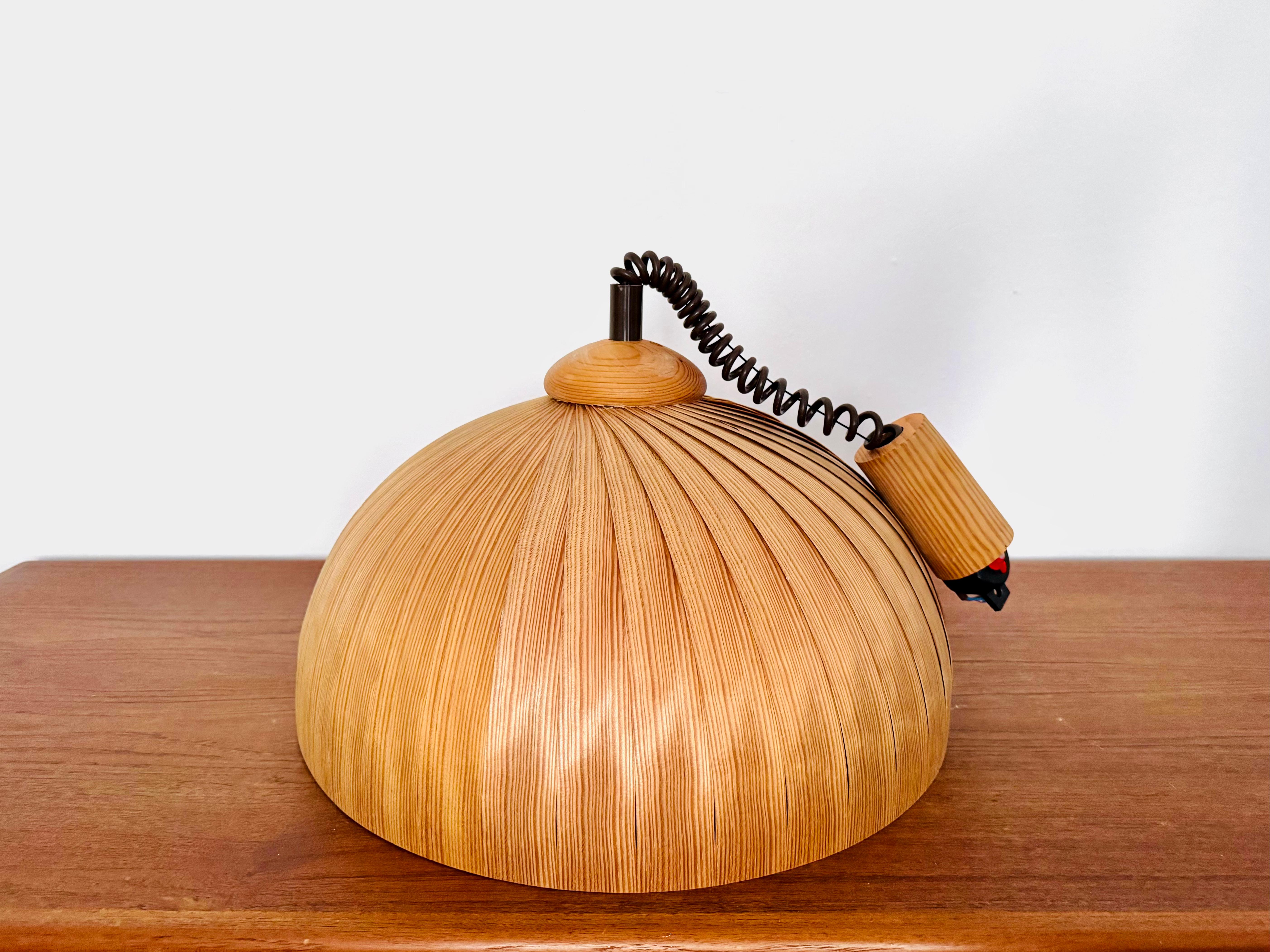 Lampada a sospensione grande in legno in vendita 6