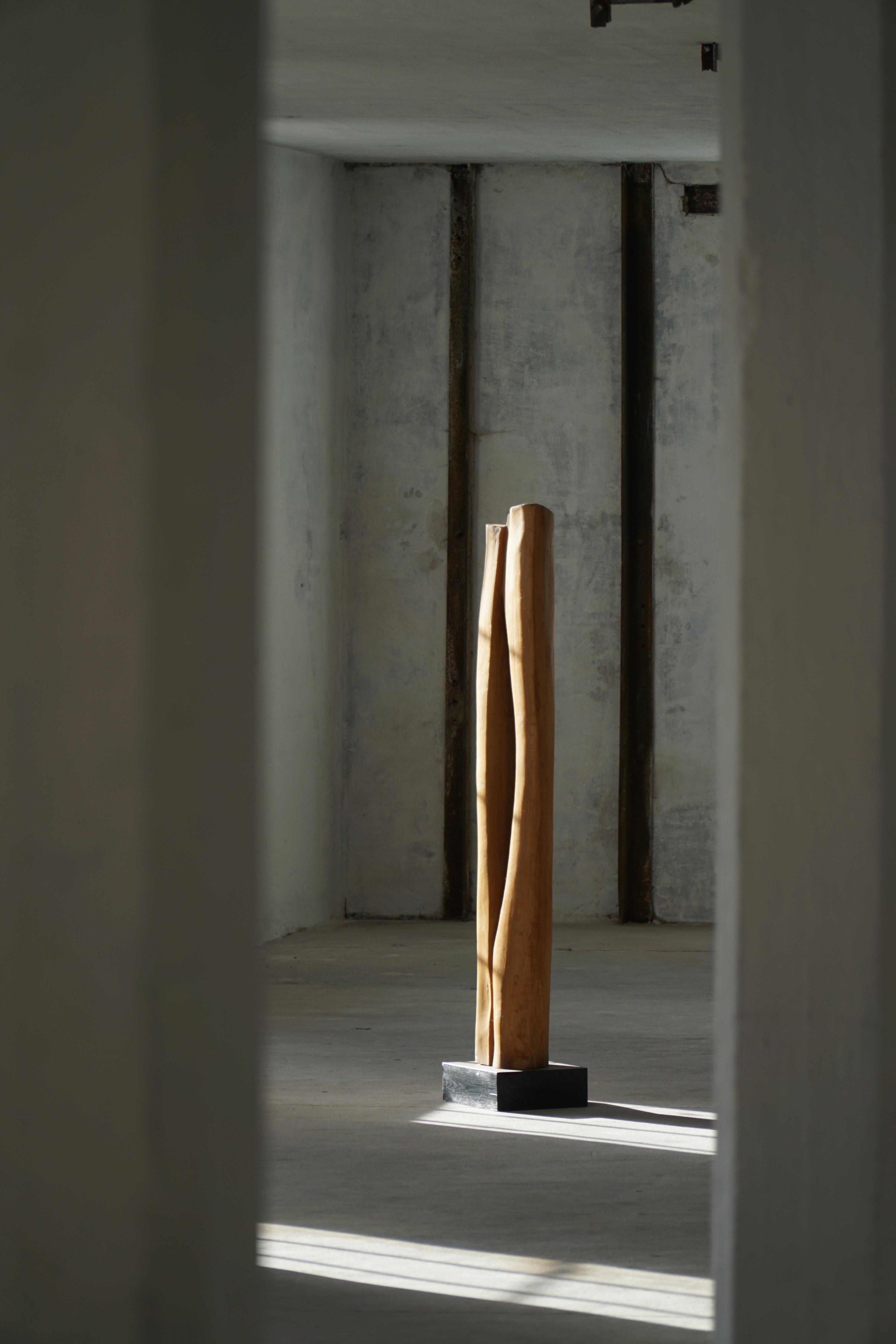 Grande scultura in legno 