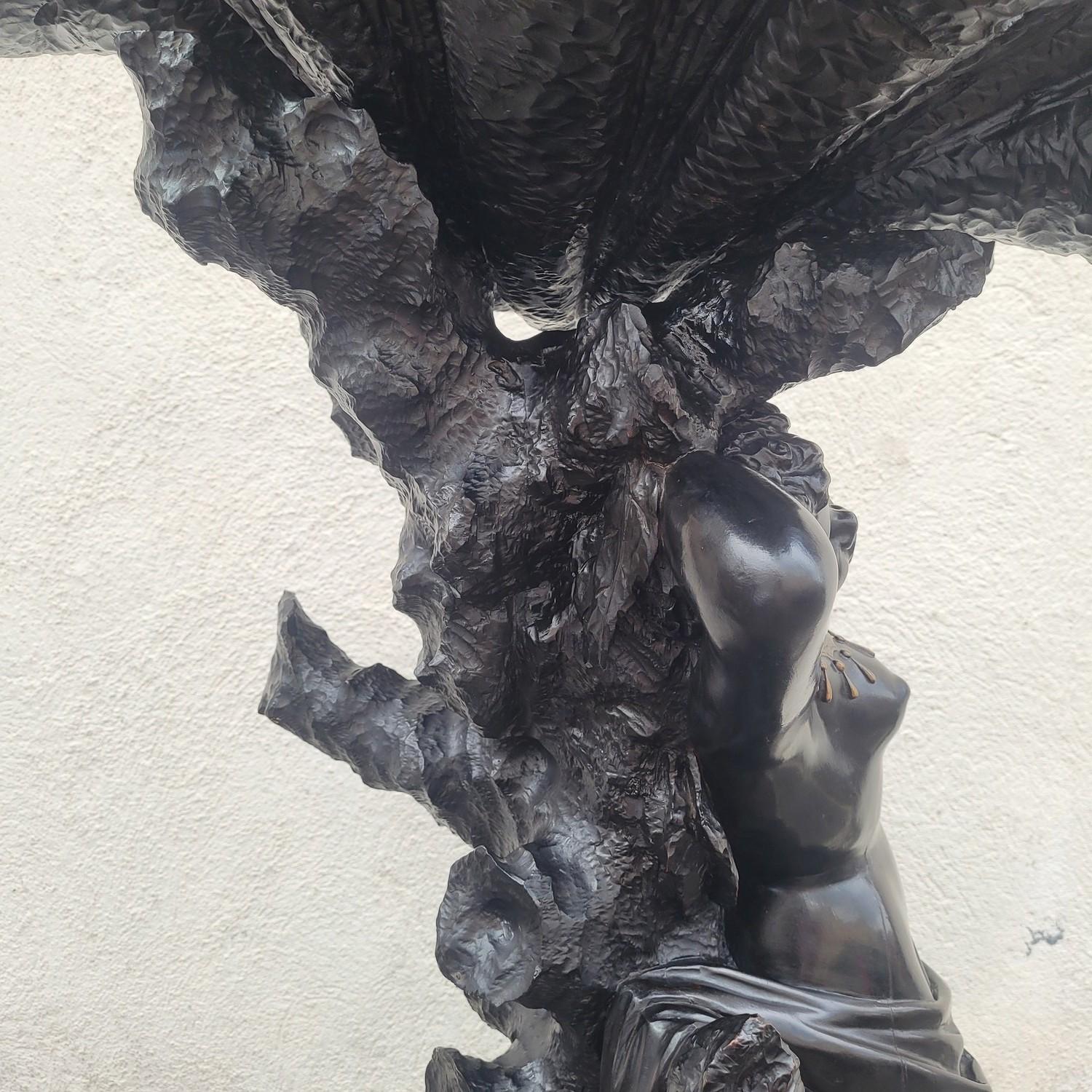 Grande sculpture en bois, Maure avec dragon, 19e siècle en vente 7