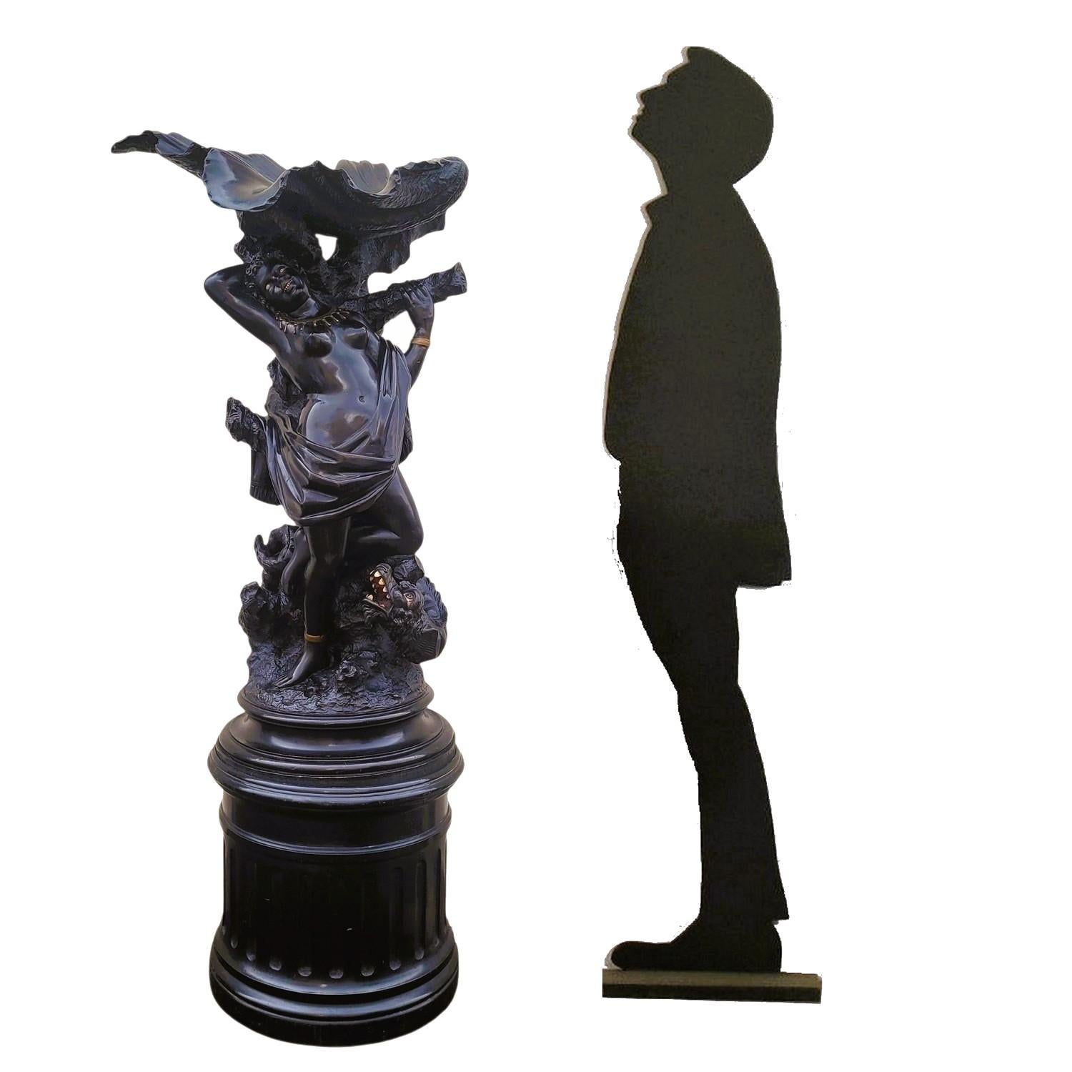 Grande sculpture en bois, Maure avec dragon, 19e siècle en vente 12