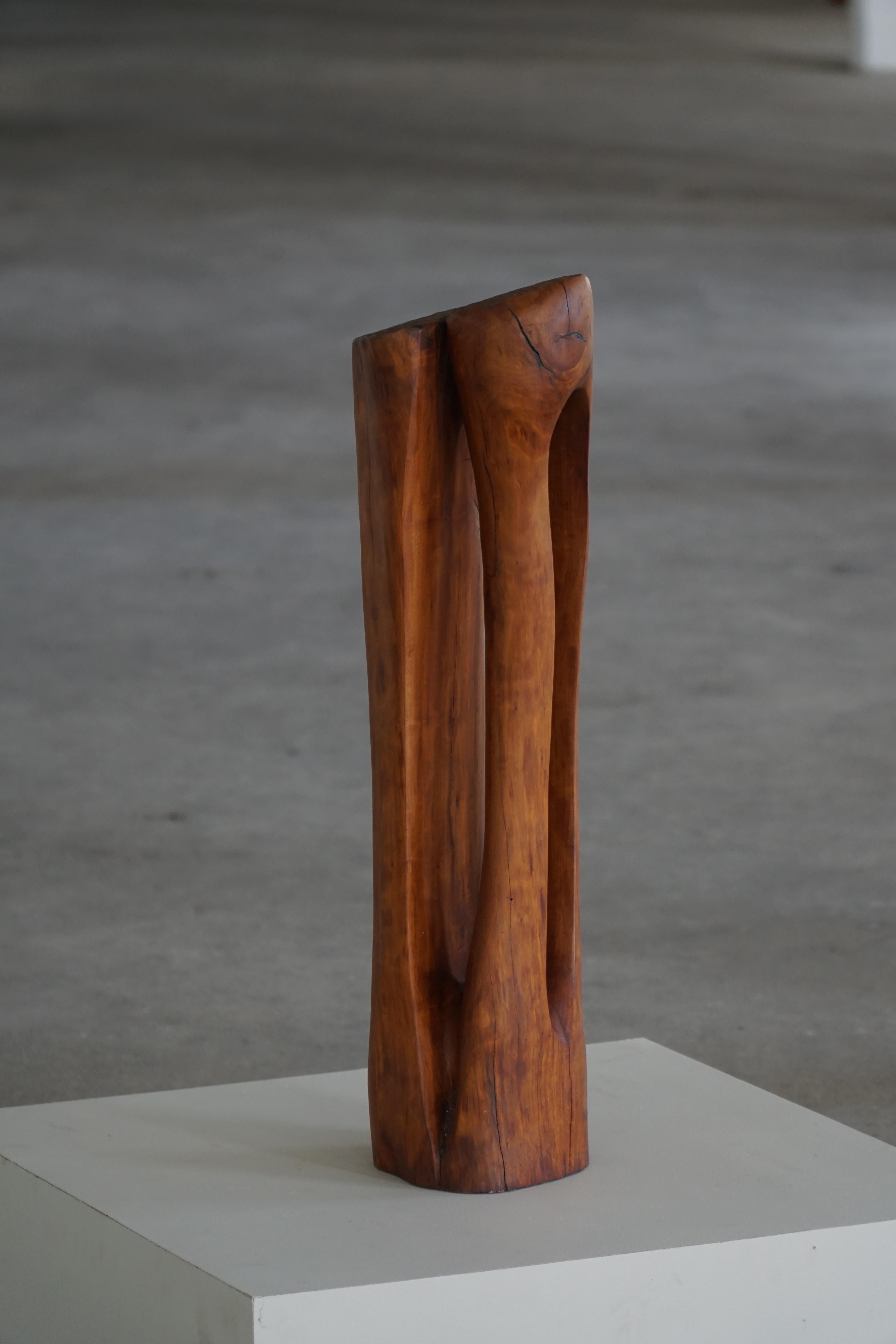 Scandinavo moderno Grande scultura in legno 