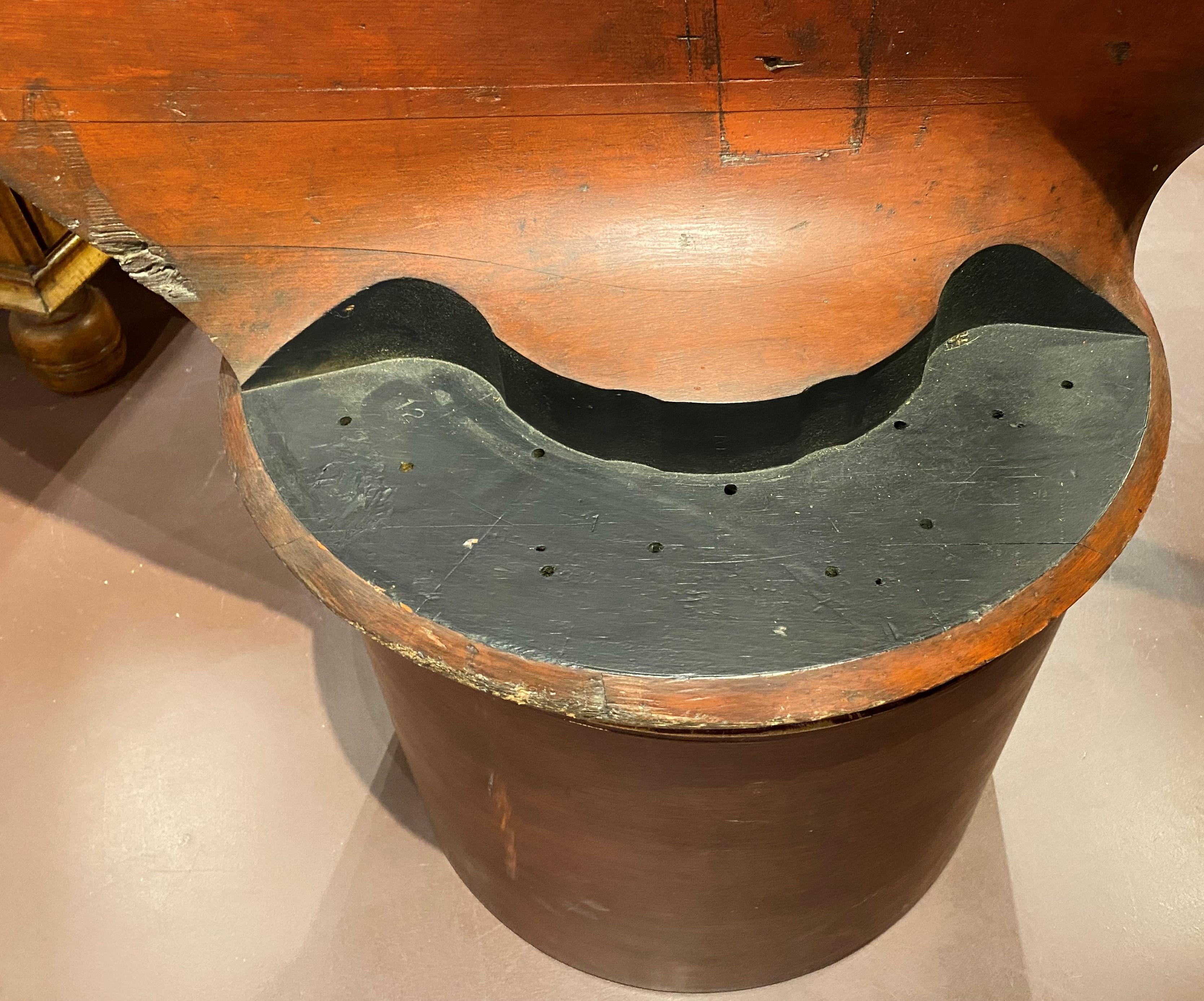 Large Wooden Ship’s Propeller Blade Foundry Casting Mold on Plinth In Good Condition For Sale In Milford, NH