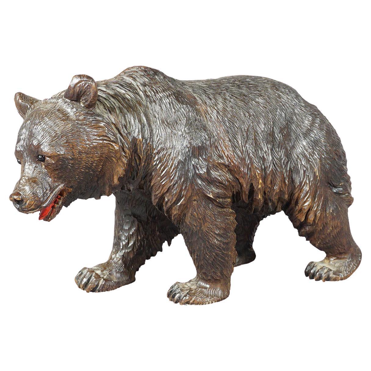 Whimsy Wooden Bear Carved in Brienz, circa 1920 For Sale at 1stDibs