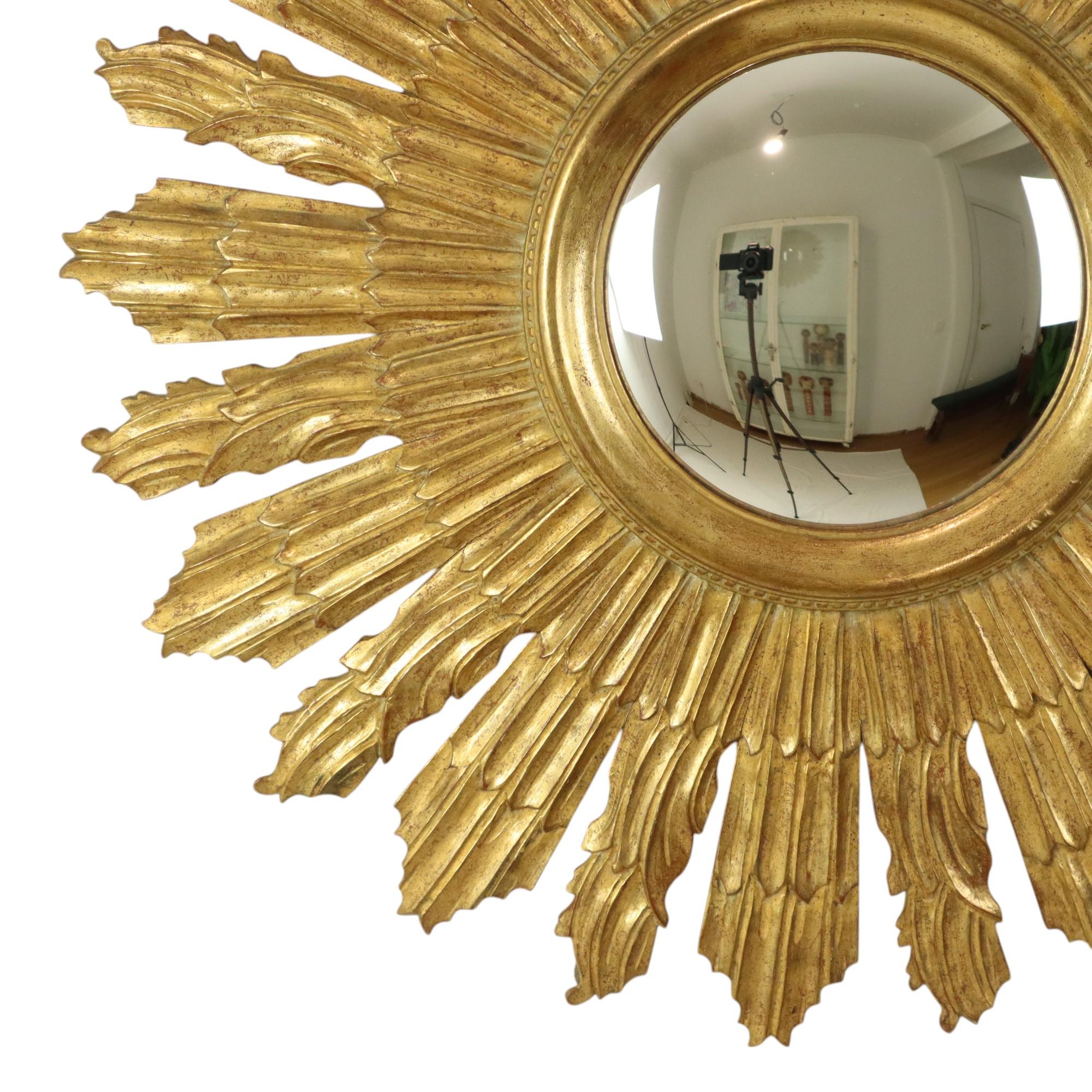Europeo Grande specchio solare in legno Sunburst Butler XL Specchio oro 70cm in vendita