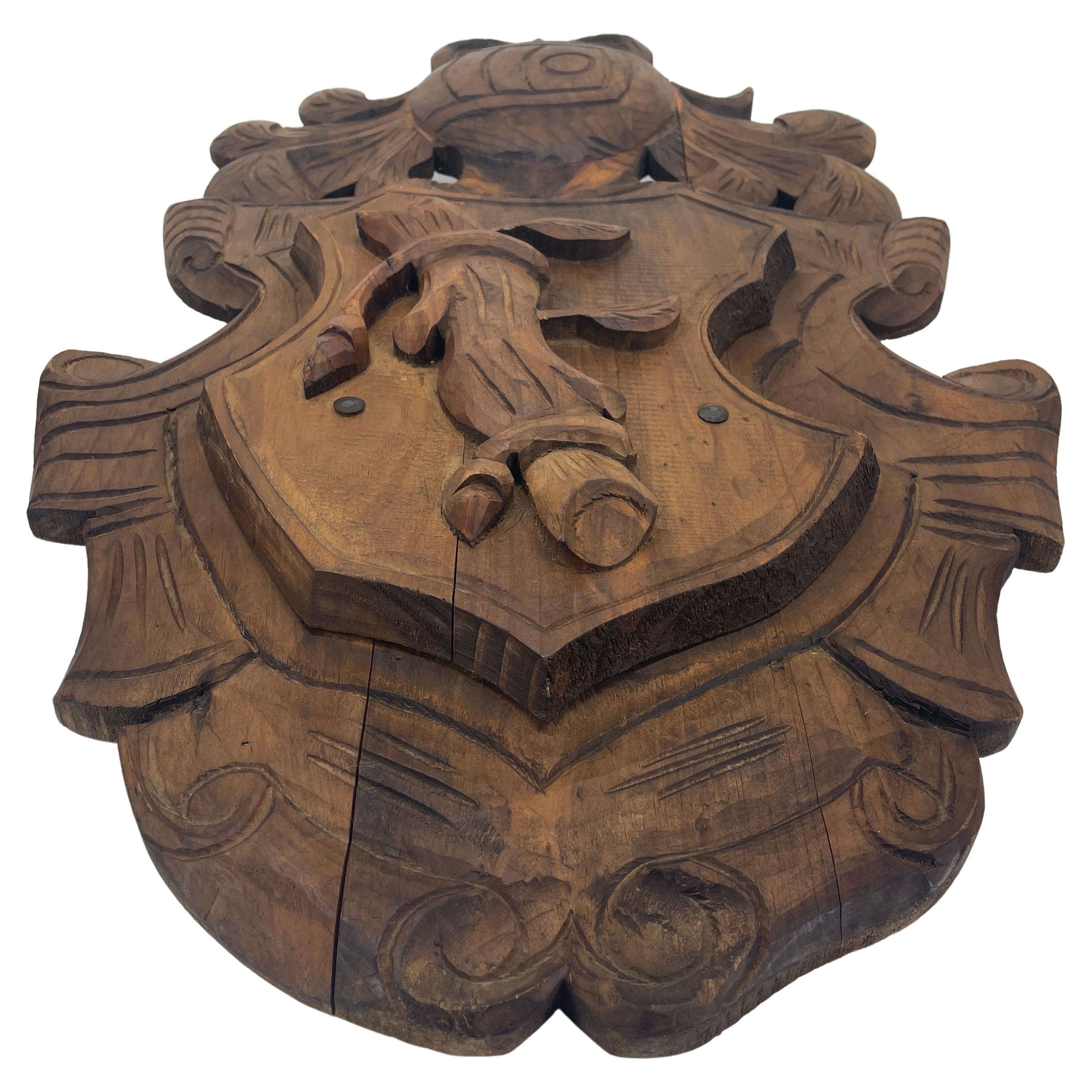 Large Wooden Wall Mounted Code of Arms In Good Condition In Haddonfield, NJ