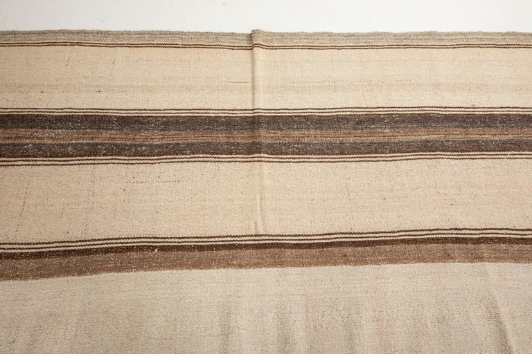 Large Wool Kilim from Central Anatolia, Turkey, Mid-20th Century For Sale 3