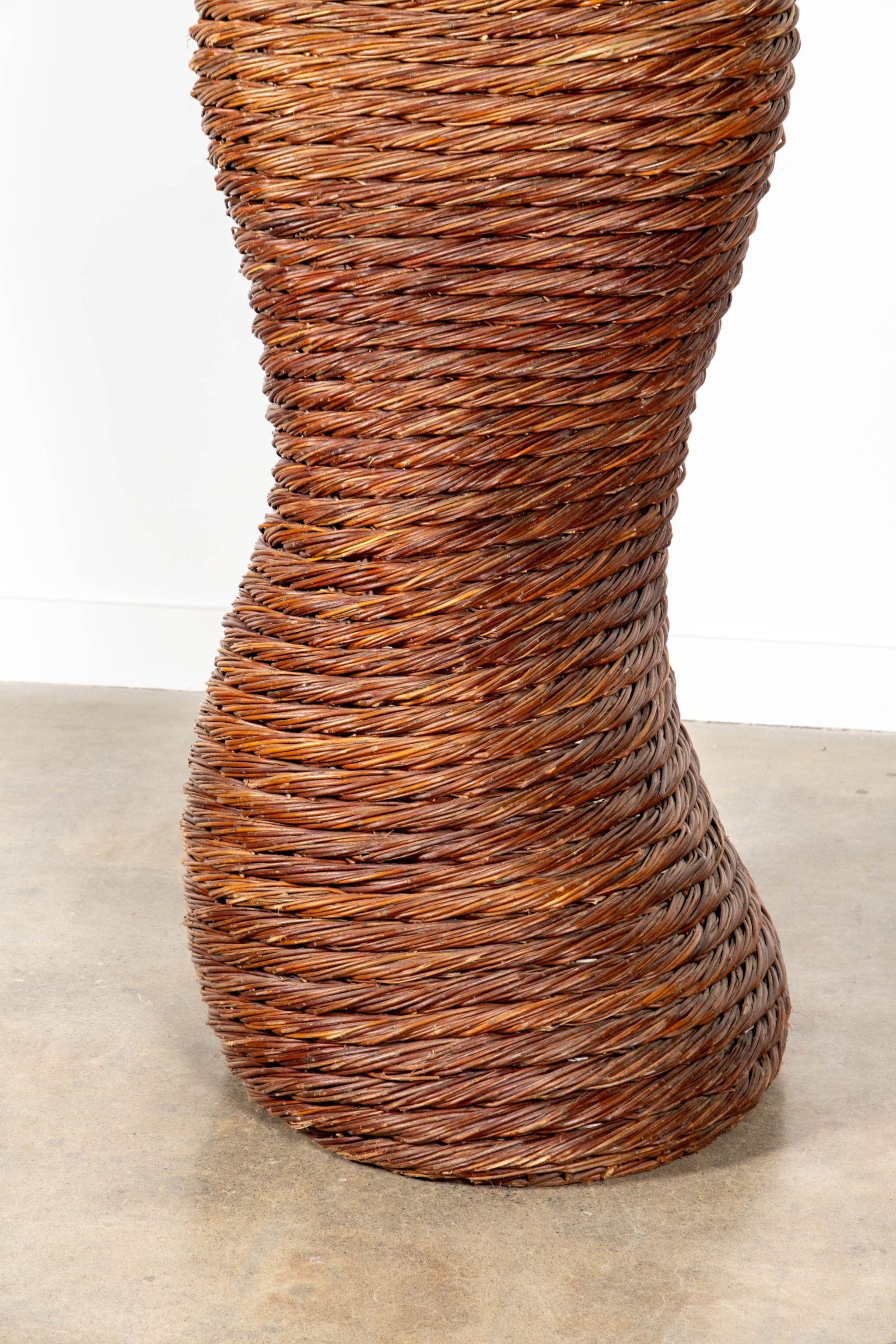 Große gewebte Freiform-Skulptur von Klaus Titze, 2 von 2 (Rattan) im Angebot