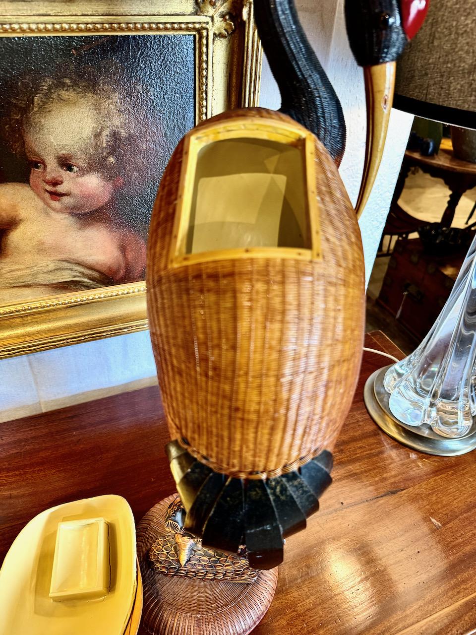Grúa grande de mimbre tejido, Artesanía de Shanghai en venta 4