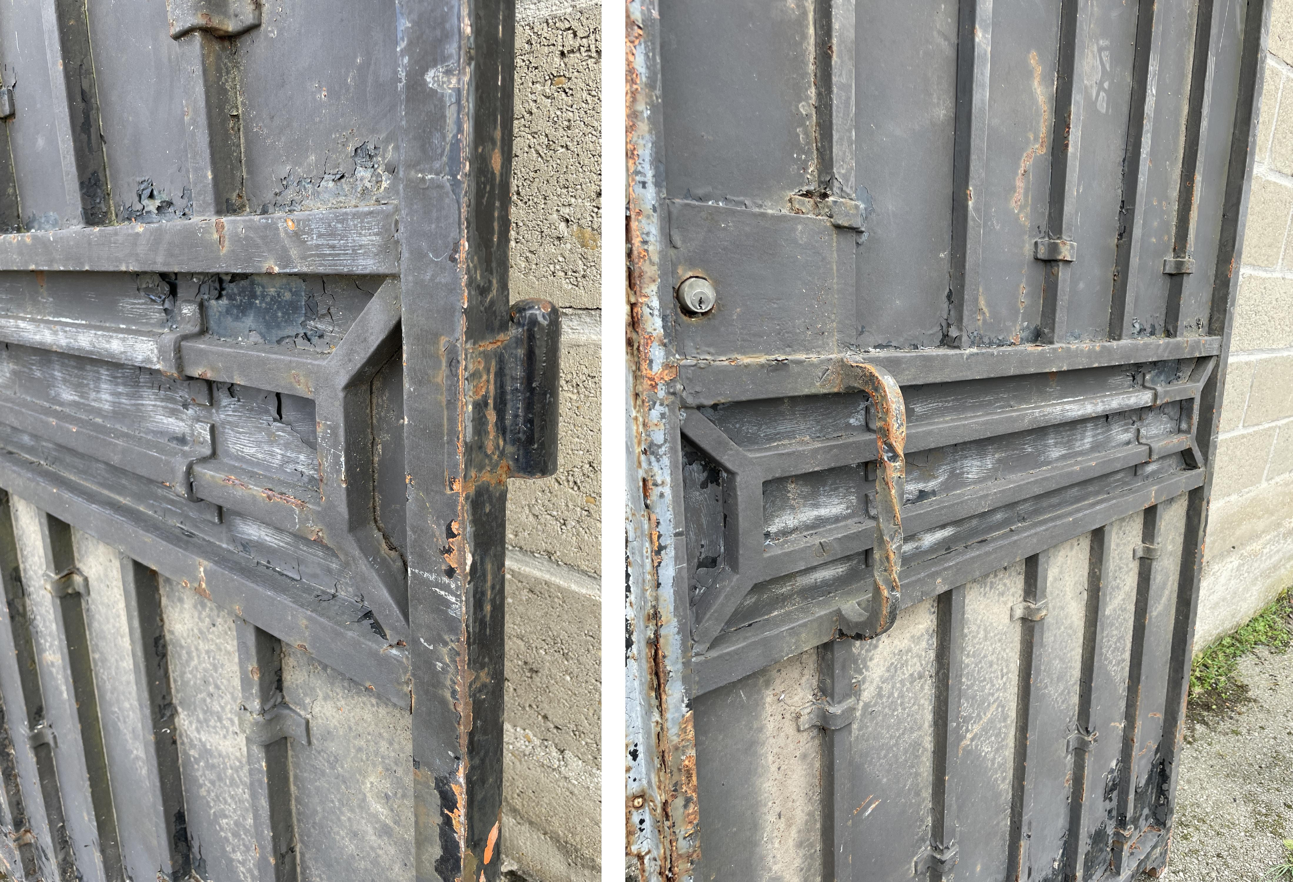 Grand portail en fer forgé de style Napoléon III Bon état - En vente à SAINT-OUEN-SUR-SEINE, FR