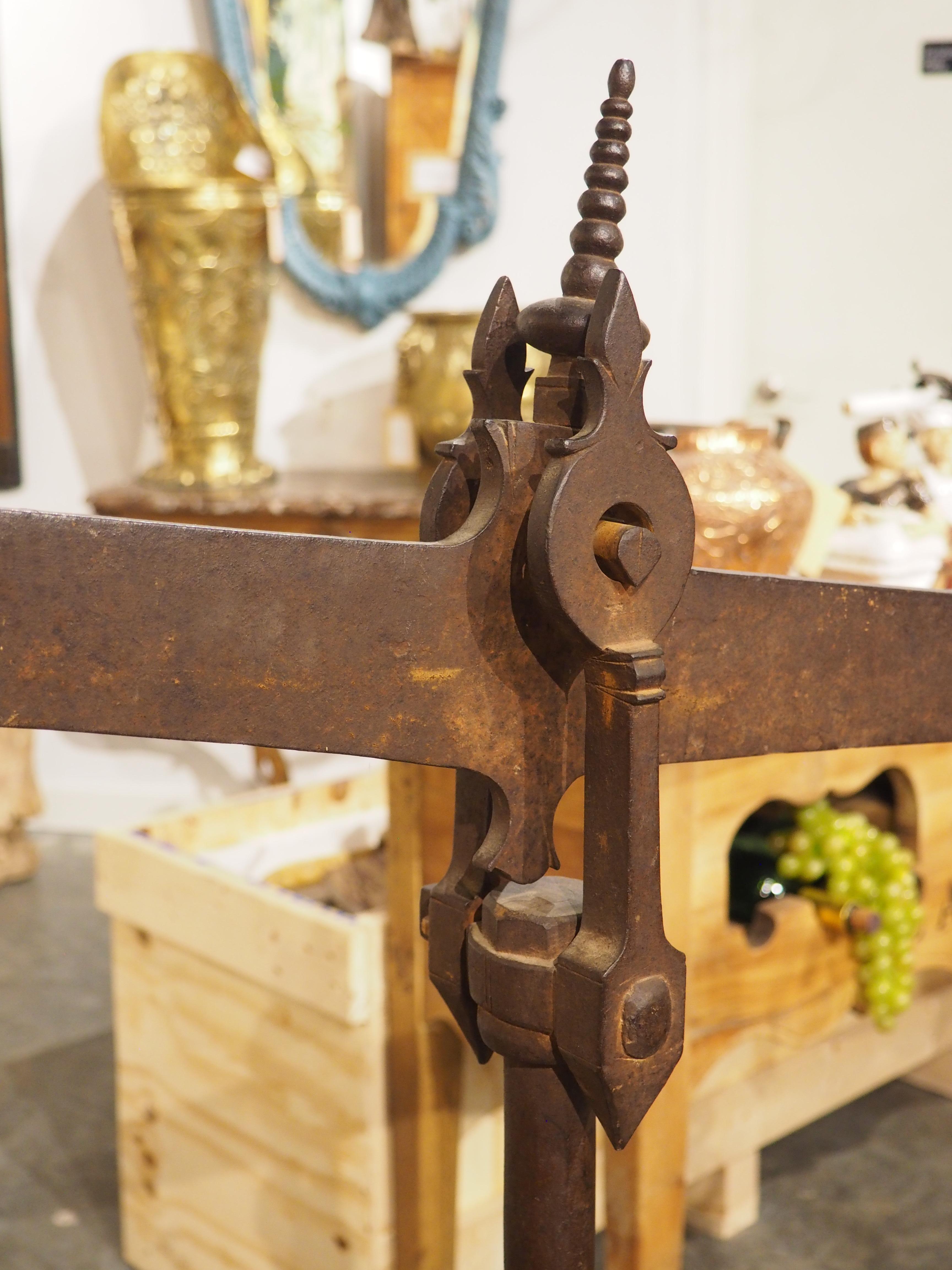 Large Wrought Iron Mid-19th Century Scale from Catalonia en vente 8
