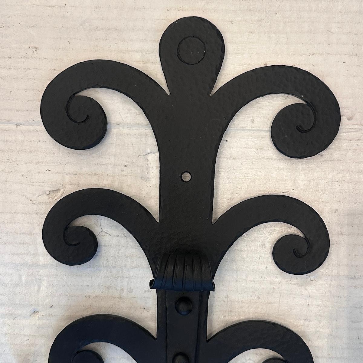 Grandes appliques en fer forgé en vente 4