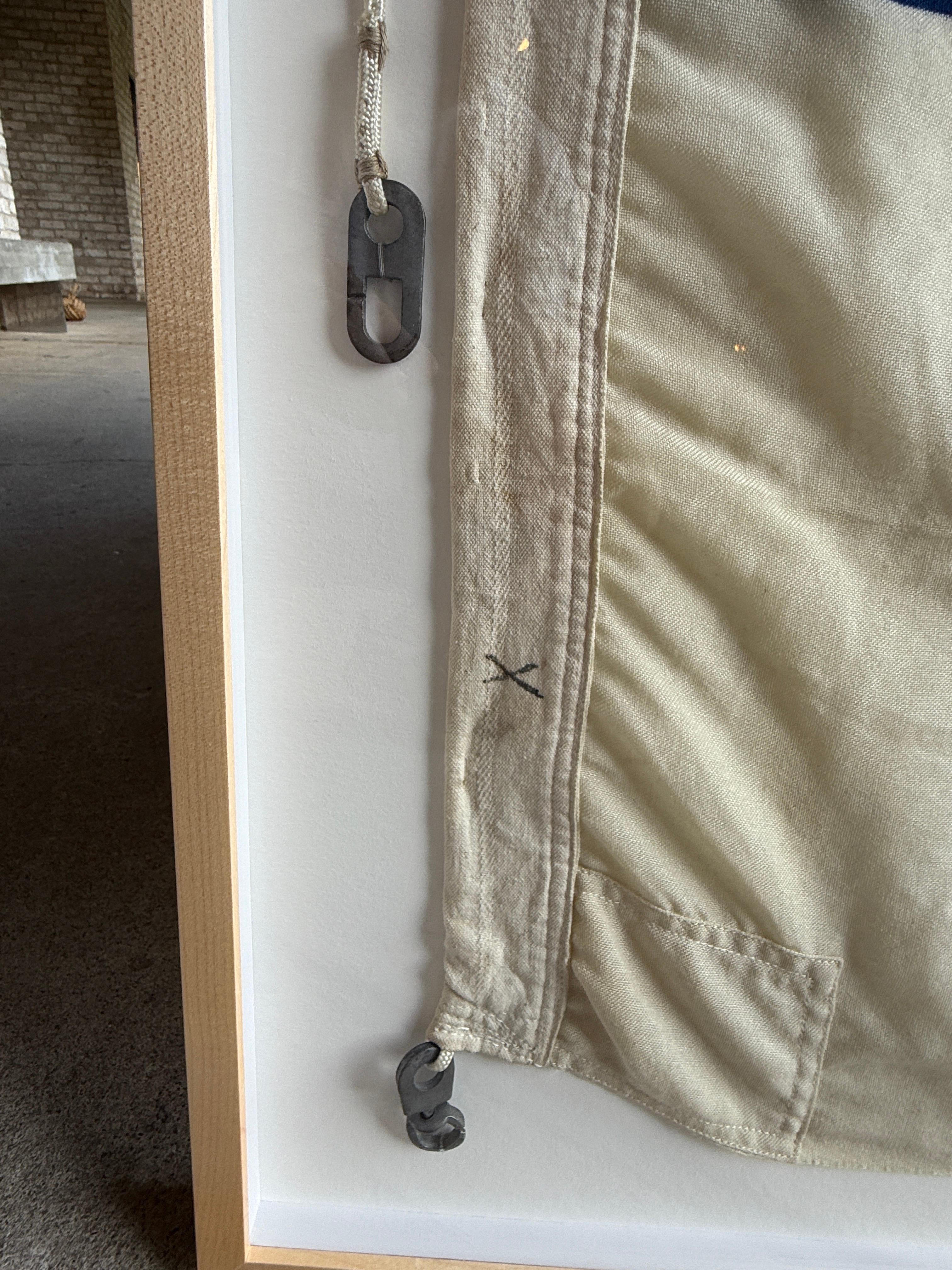 Große Signalflagge aus dem Zweiten Weltkrieg / Finnische Nationalflagge im Angebot 1