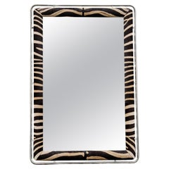 Espejo grande XL de tubo de acero con piel de cebra