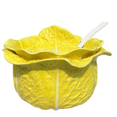 Grande soupière à chou en céramique jaune avec couvercle et louche