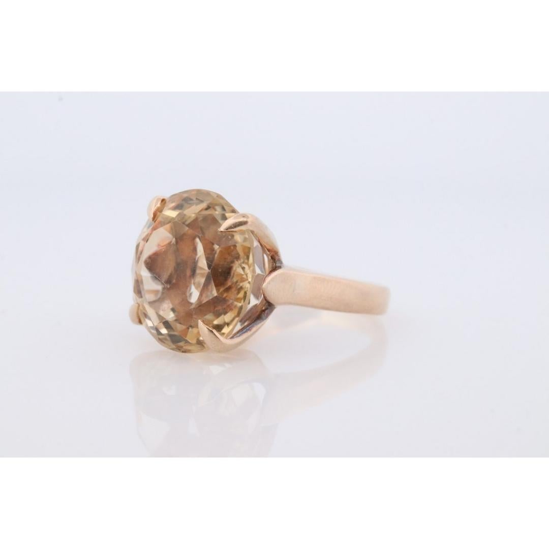 Large Yellow Citrine ring. 14k yellow gold Heavy Large Prong Set Round Citrine For Sale 6