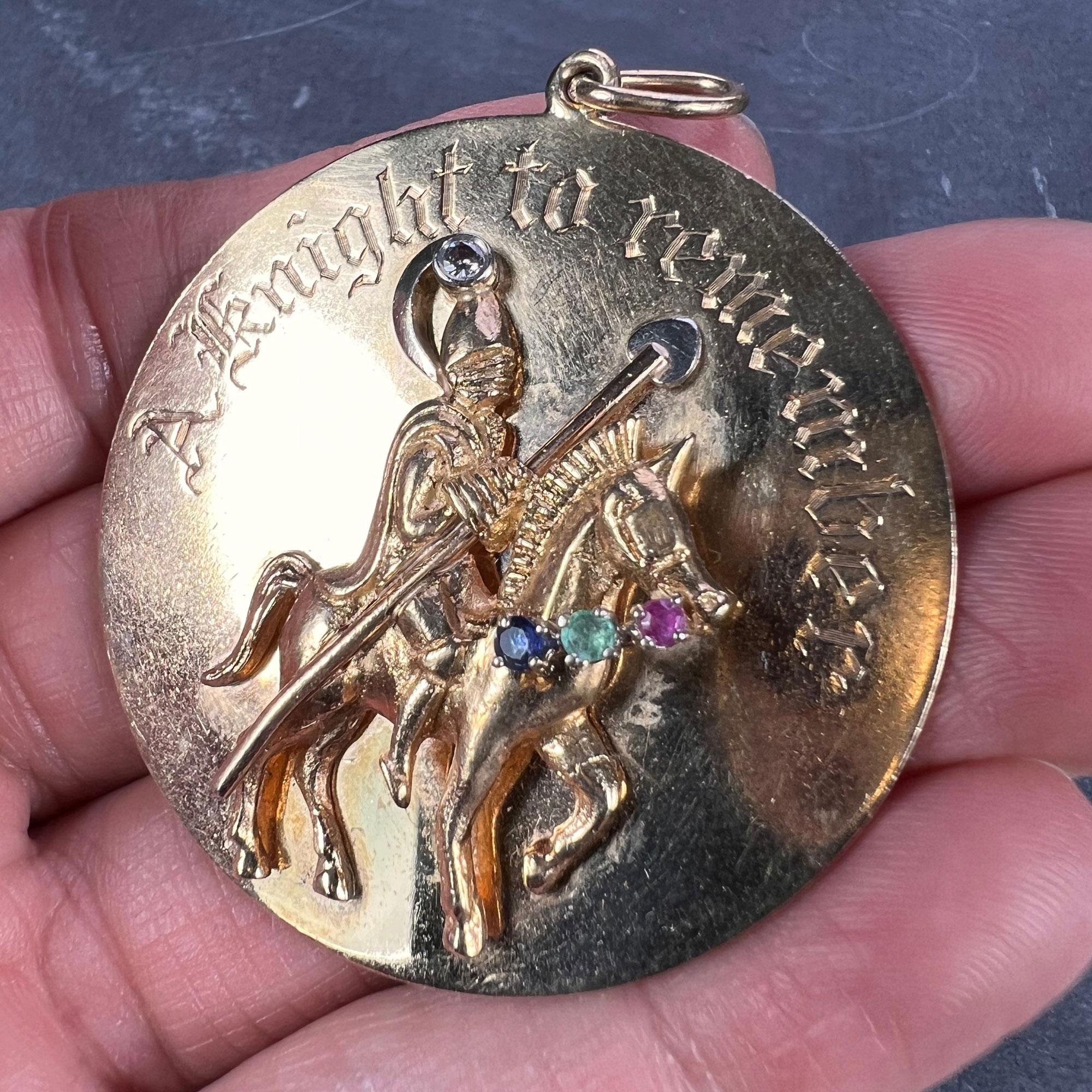 Large Yellow Gold Gem Set Knight to Remember Medallion Charm Pendant In Good Condition In London, GB
