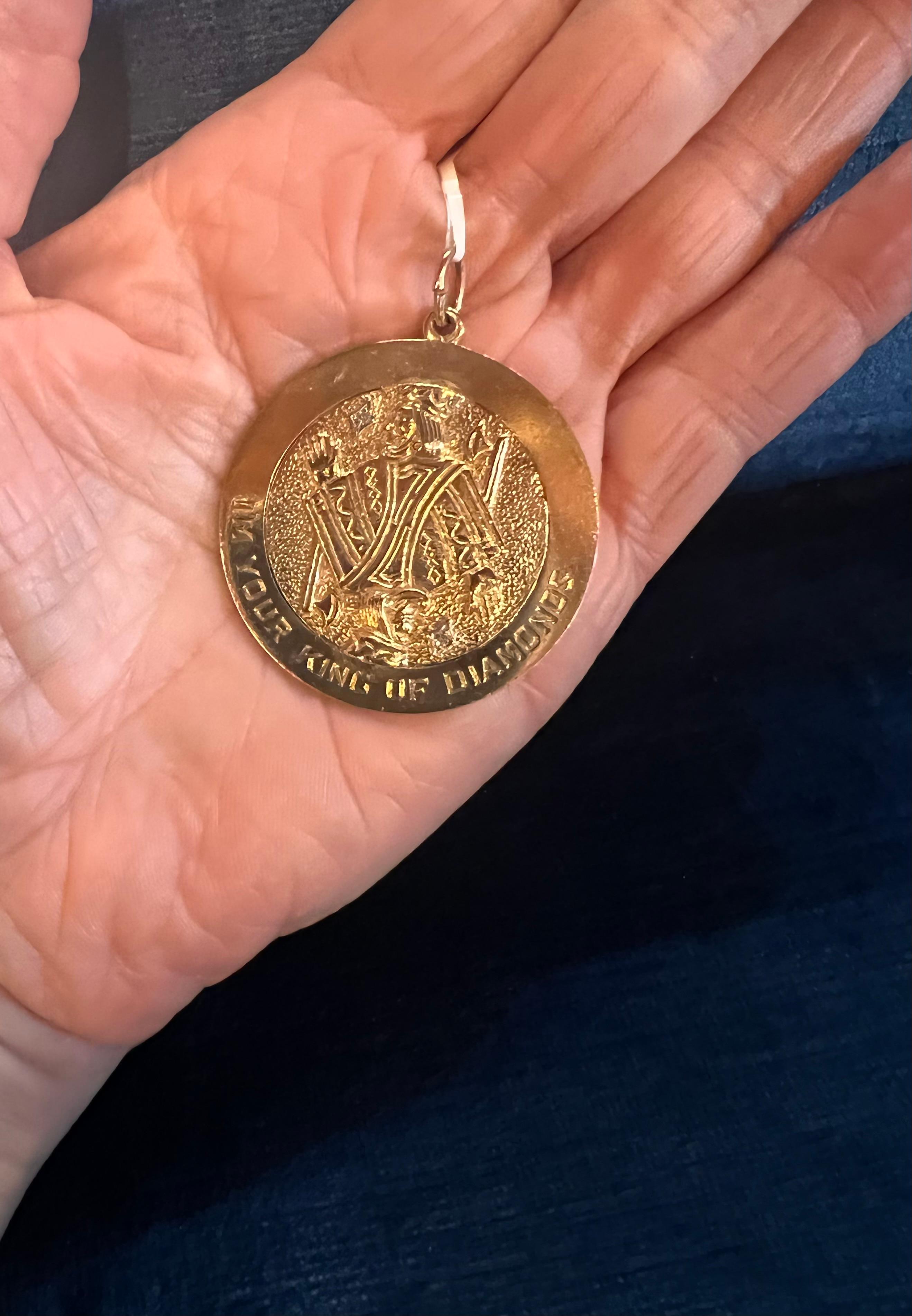 Round Cut Large Yellow Gold King of Diamonds Queen of Hearts Pendant Charm
