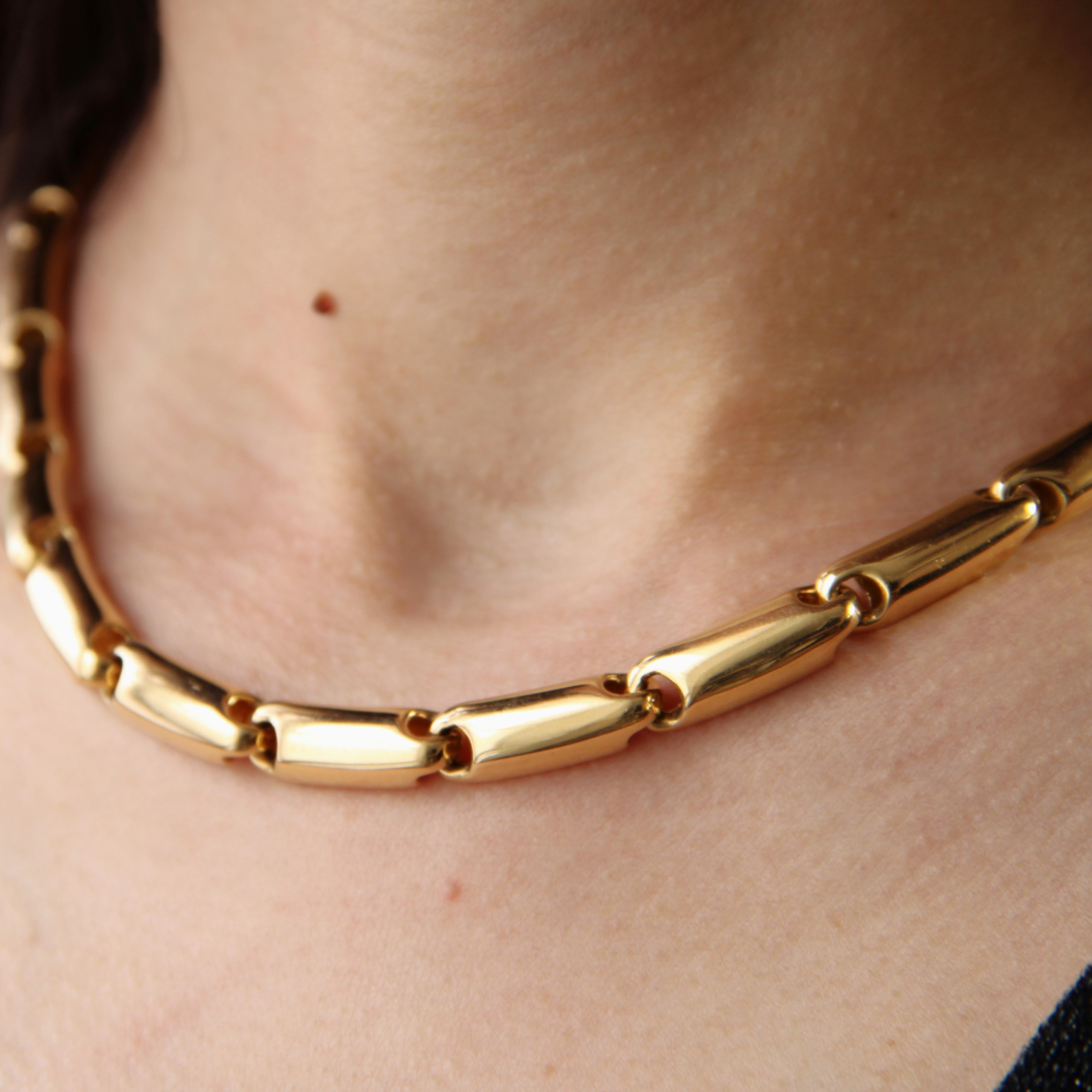 Large Yellow Gold Link Necklace For Sale 1