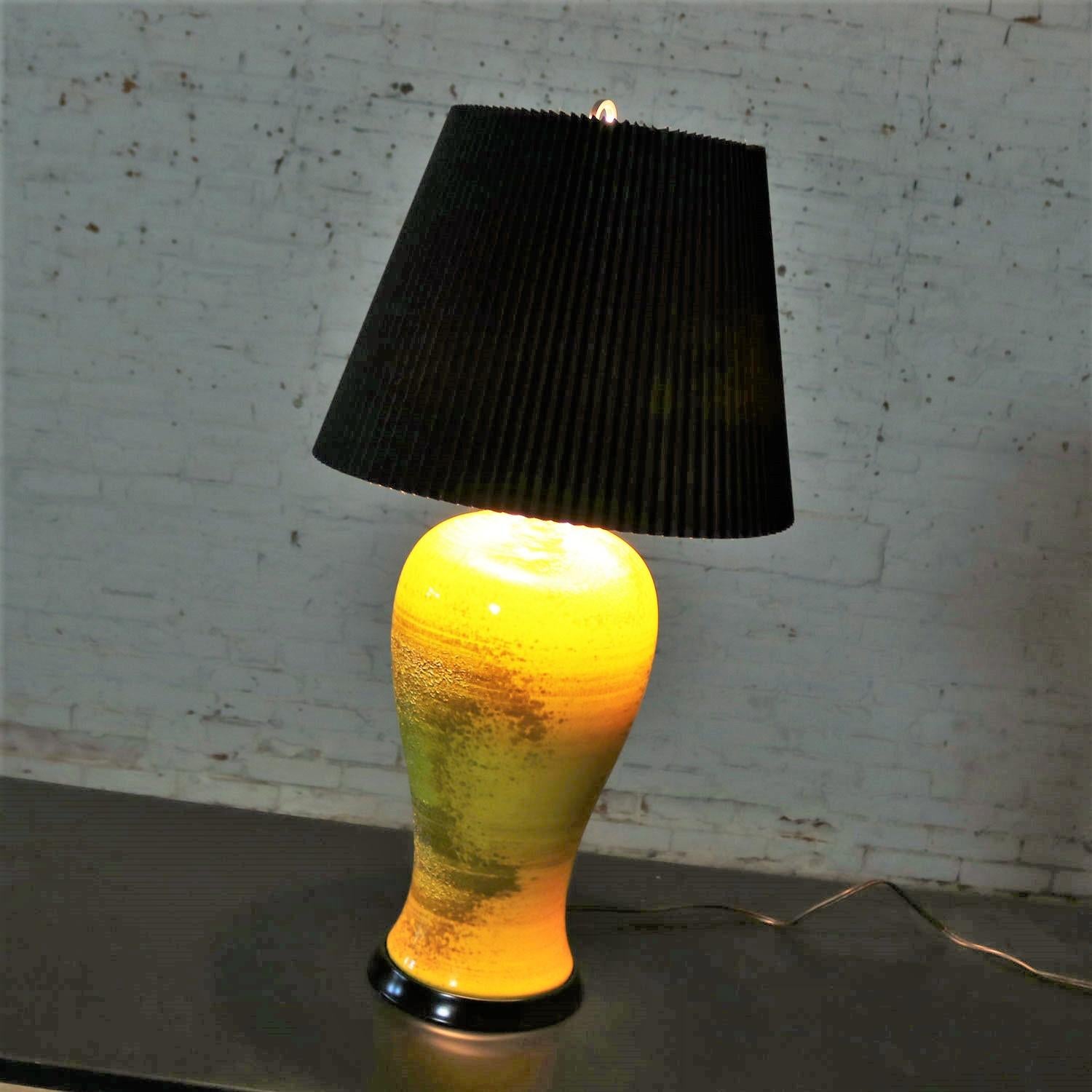 Large Yellow Mid-Century Modern Lava Glaze Ceramic Table Lamp with Black Shade 1