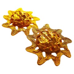 Pendientes de clip grandes YSL Yves Saint Laurent de los años 80