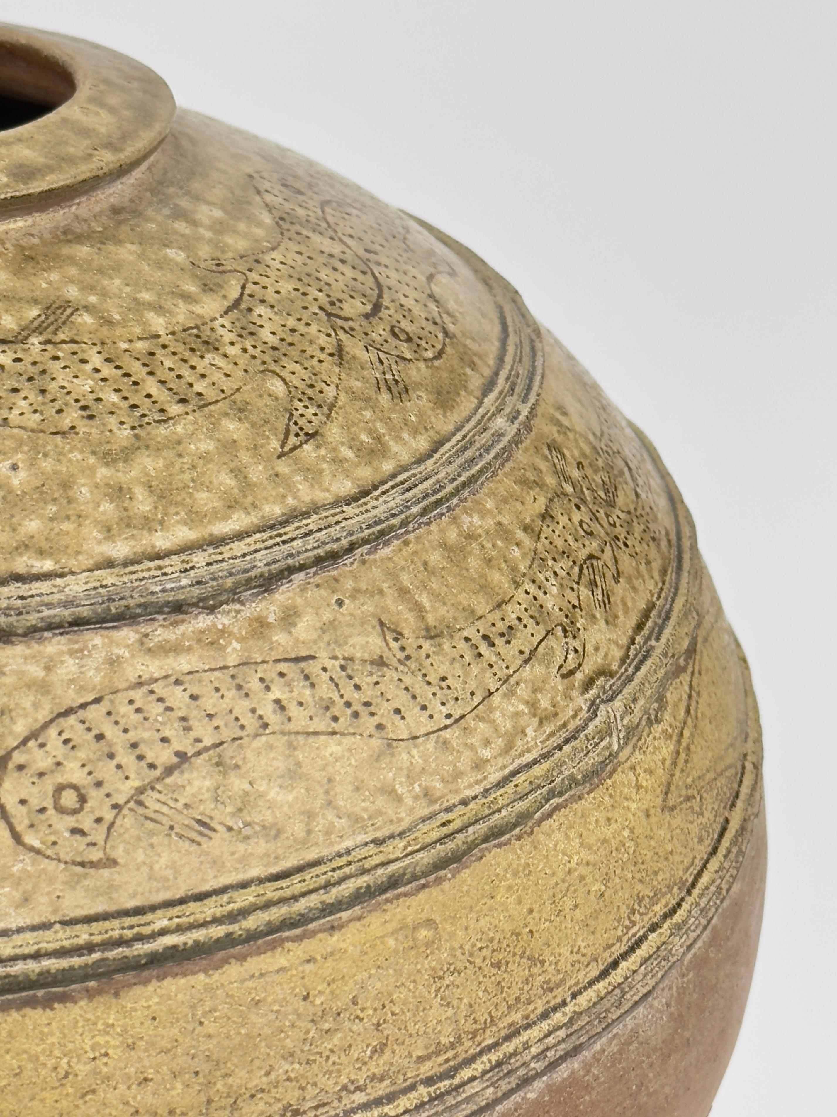 Großes kugelförmiges JAR aus Steinzeug, Han Dynasty-Drei Reiche, Yue im Angebot 7