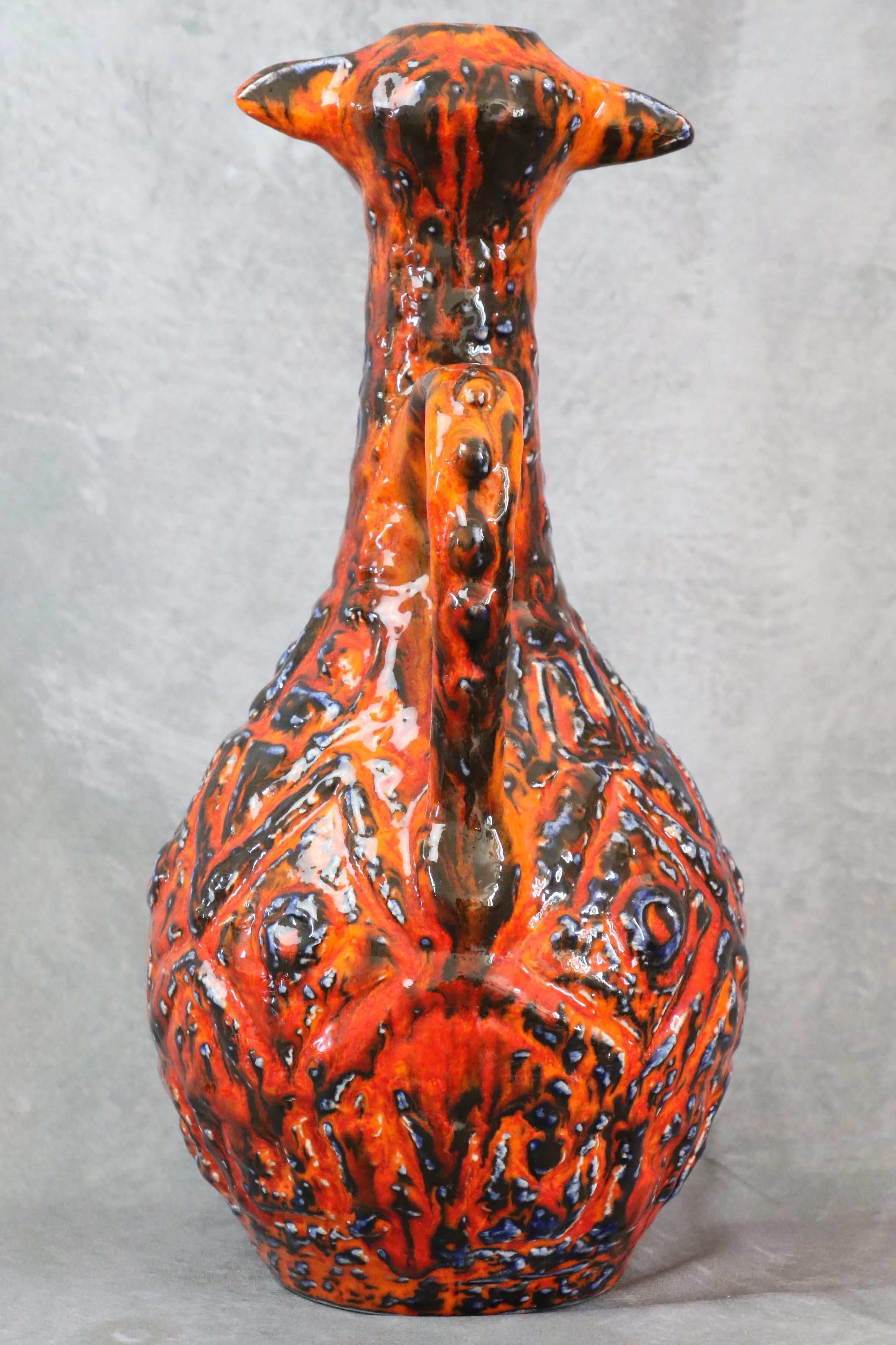 Grand vase zoomorphe en lave rouge grasse de JASBA - 1970 - Céramique d'Allemagne de l'Ouest Bon état - En vente à Camblanes et Meynac, FR