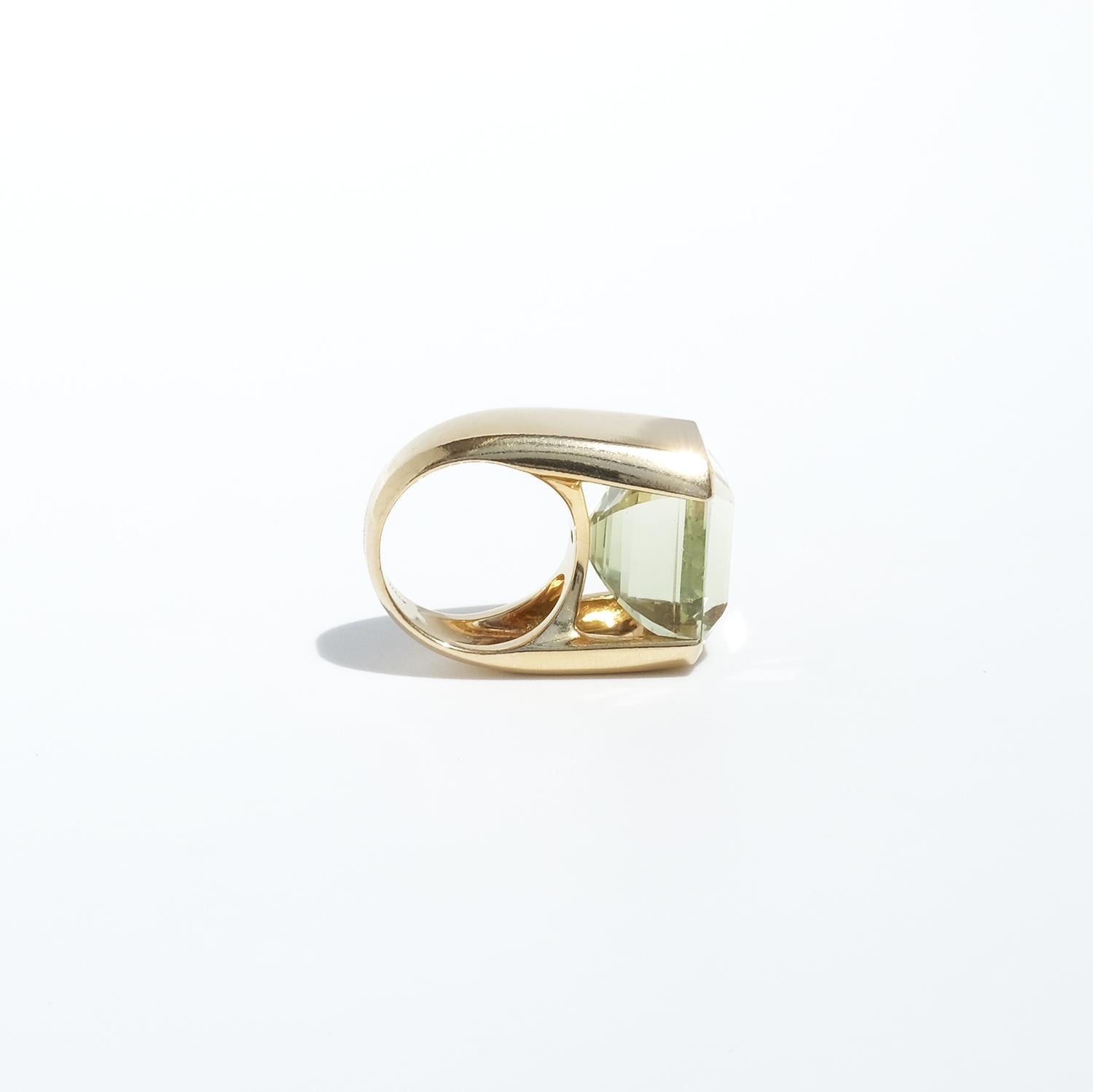 Large18K Gold and Heliodor Vintage Cocktail Ring by K Karlsson Made 1990s For Sale 4