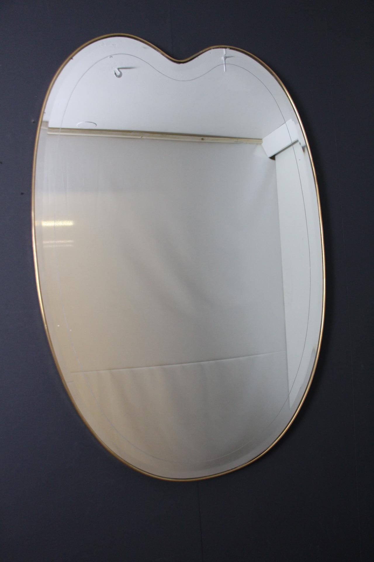 20th Century Large 1950's Modernist Shaped Brass Wall Mirror, Heart Shaped, Gio Ponti Style For Sale