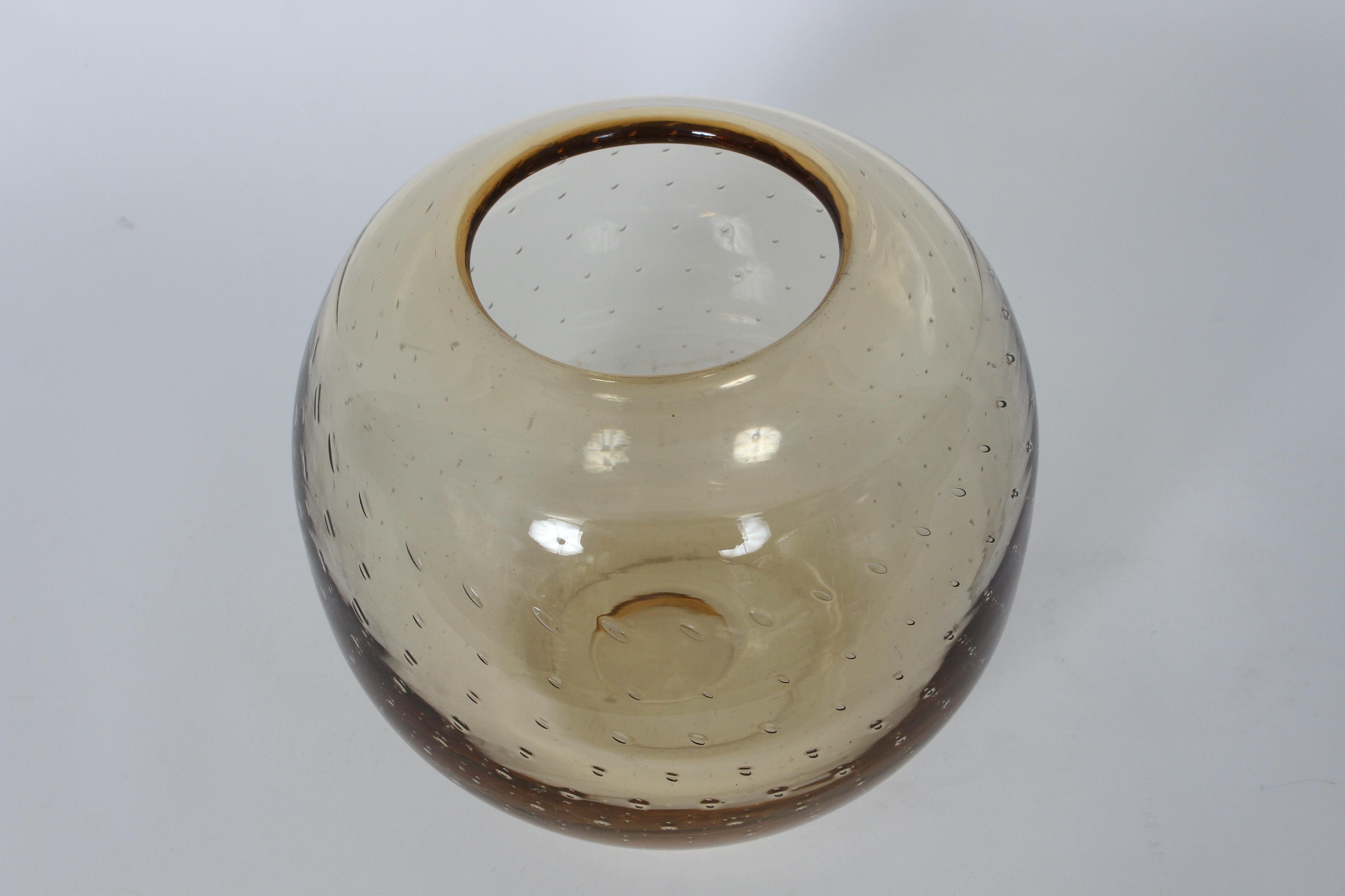 Ciotola più grande in stile Murano in ambra pallida, CIRCA 1960 in vendita 6