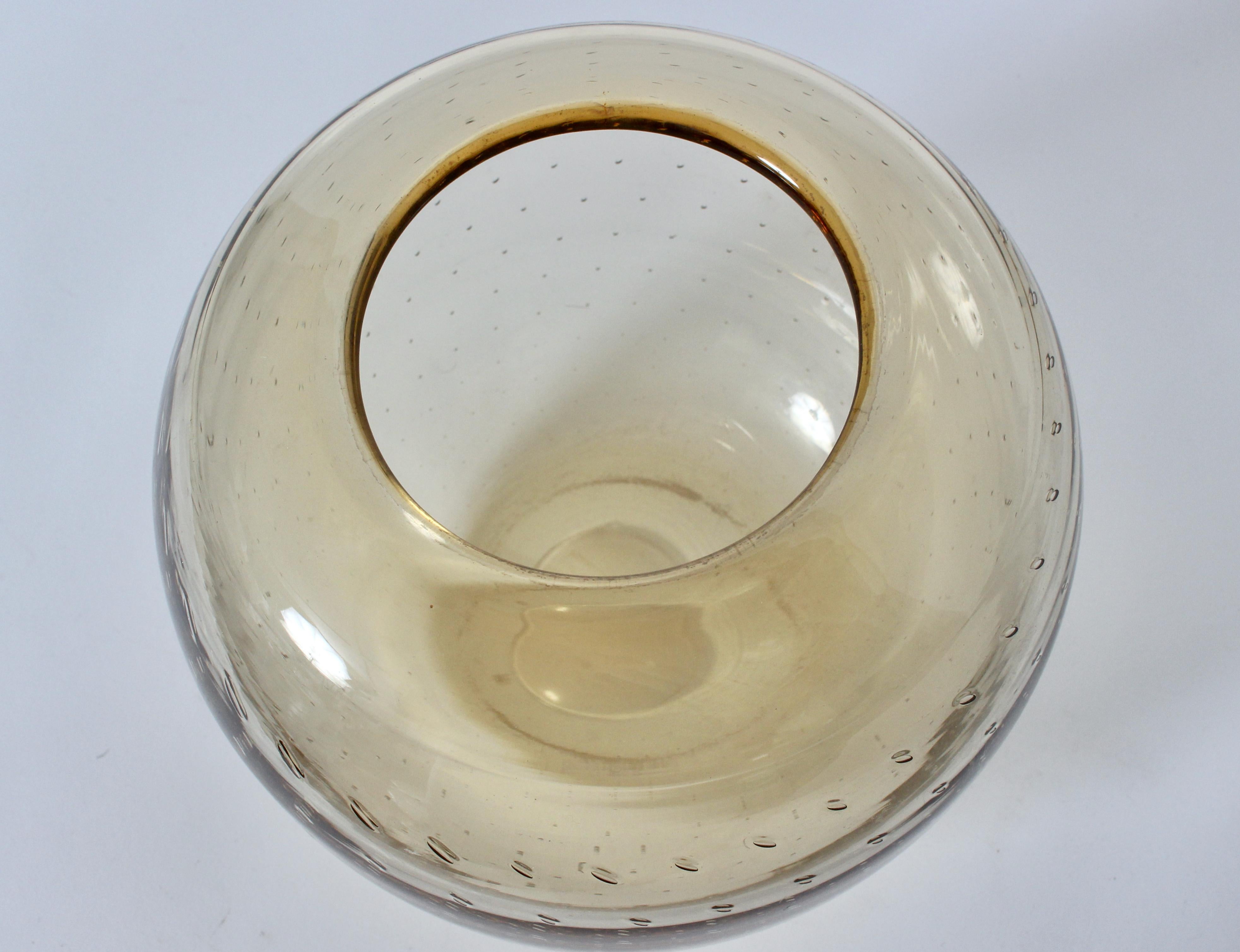 Ciotola più grande in stile Murano in ambra pallida, CIRCA 1960 in vendita 7